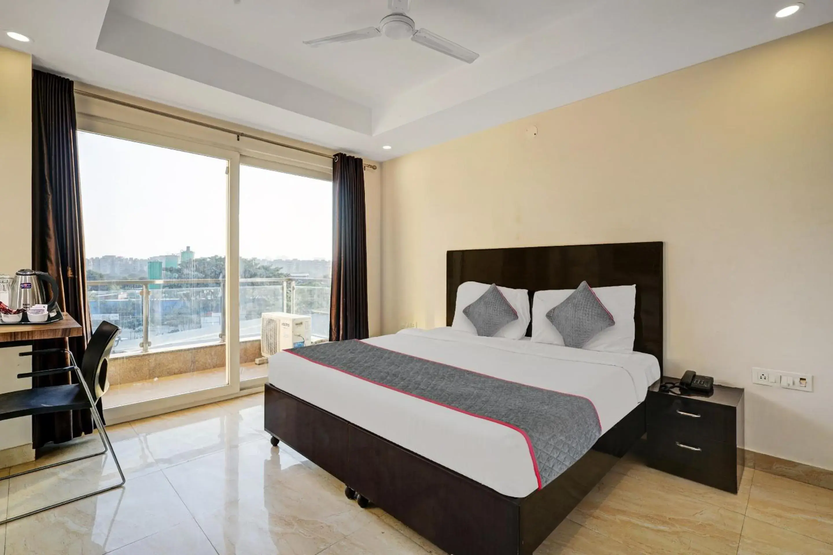 Super Townhouse Tipsyy Near Bestech Central Square Mall Super Townhouse Tipsyy Near Bestech Central Square Mall