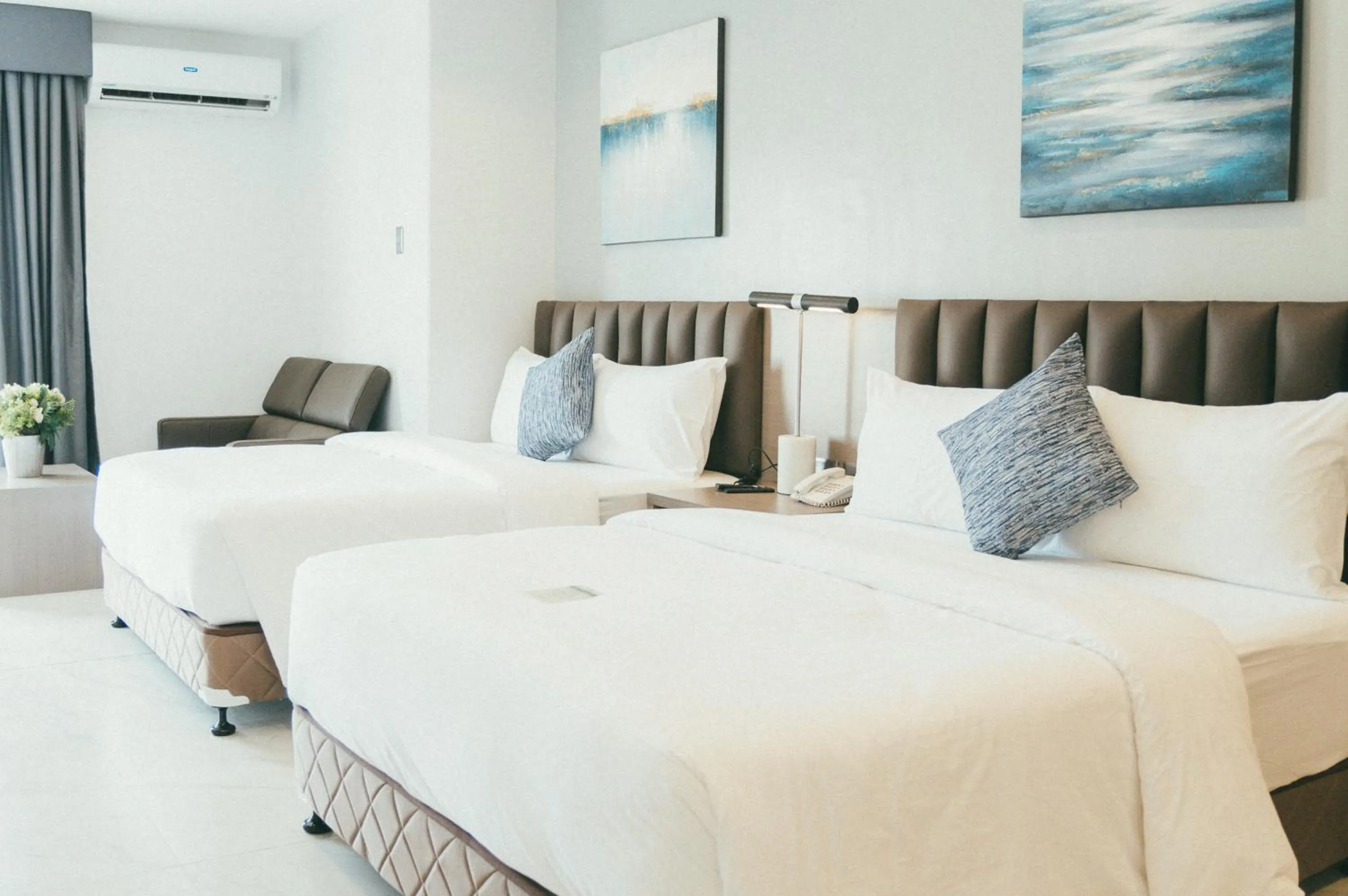 Family Executive Suite in NS Royal Hotel