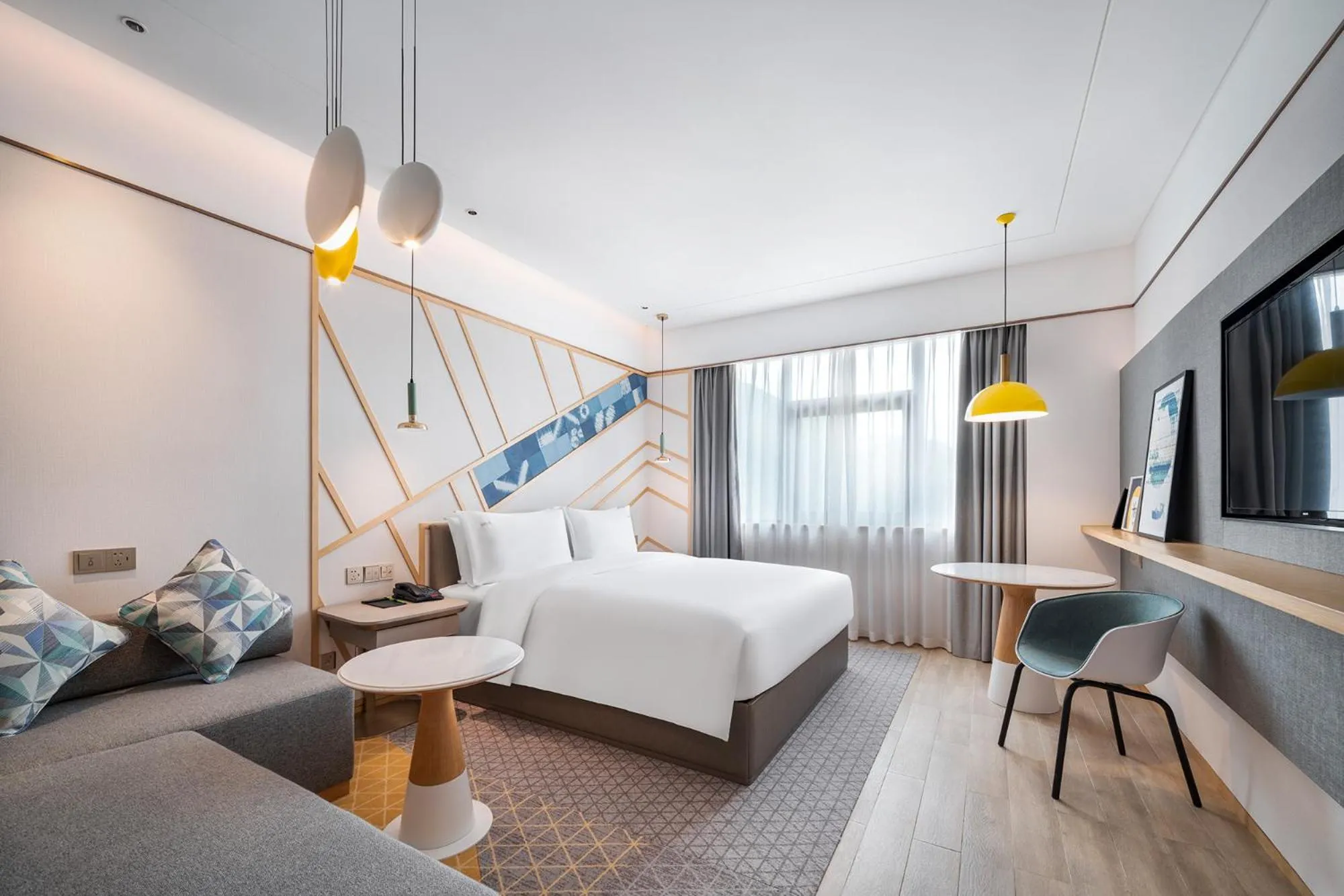 Standard King Room in Holiday Inn Tongren Wanshan by IHG