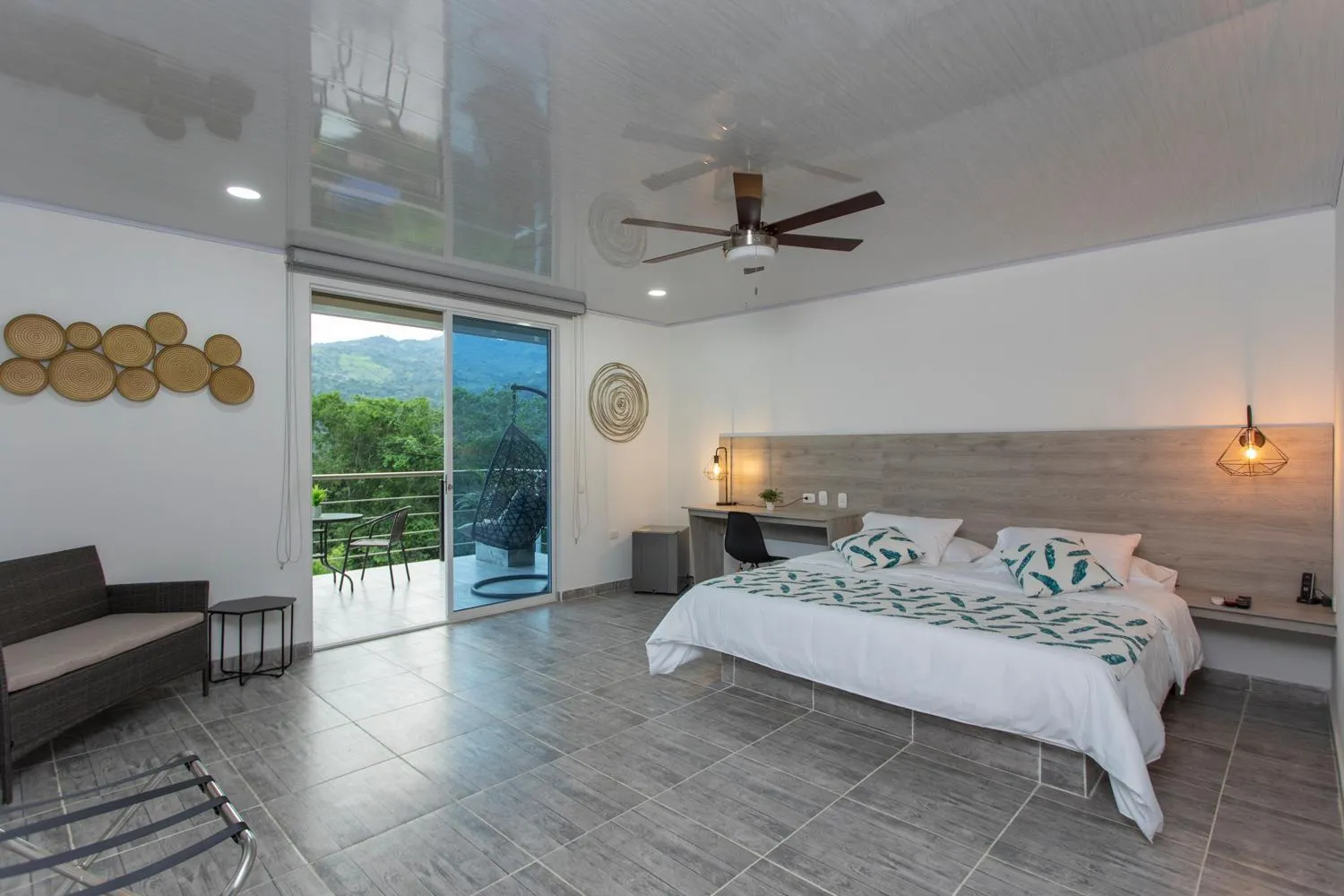 Suite with Balcony in Hotel Natural Hill's by H&R