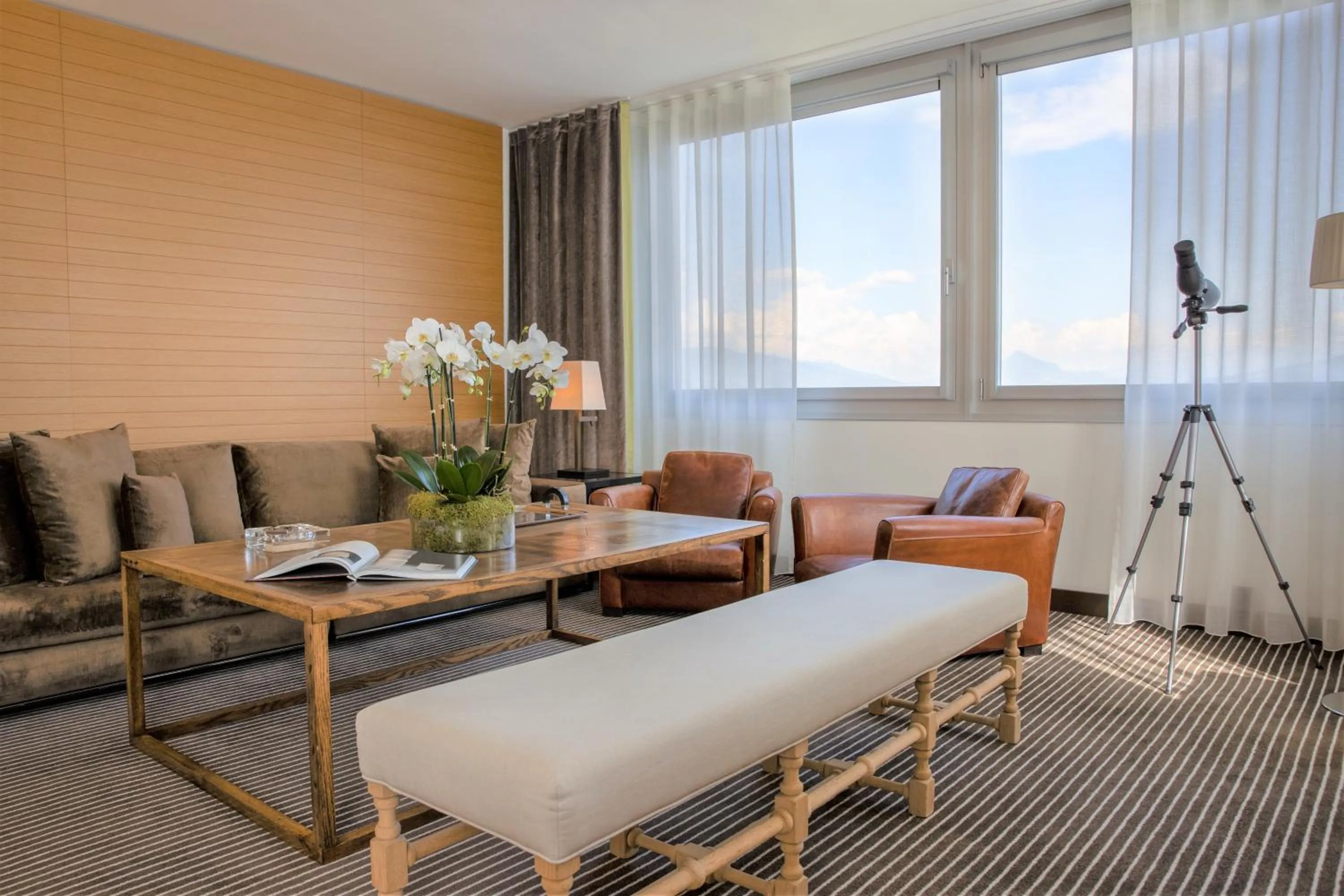 Panoramic Suite with Lake View in InterContinental Genève by IHG