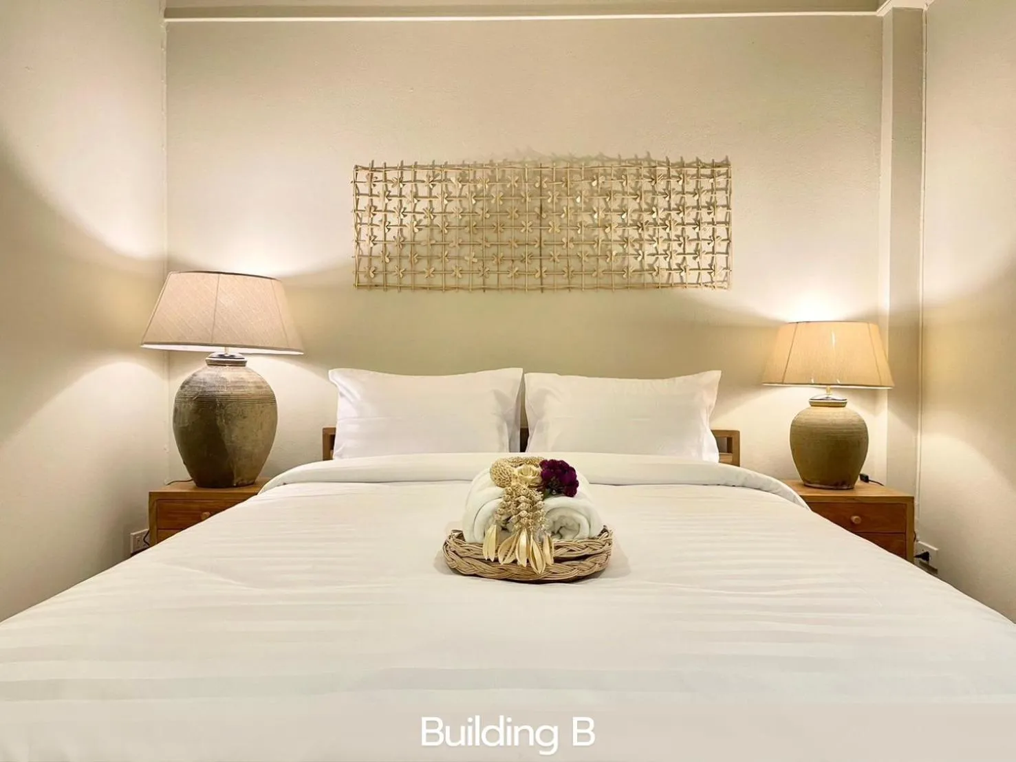 Deluxe Double Room with Balcony in Sabaiday Guesthouse Nimman