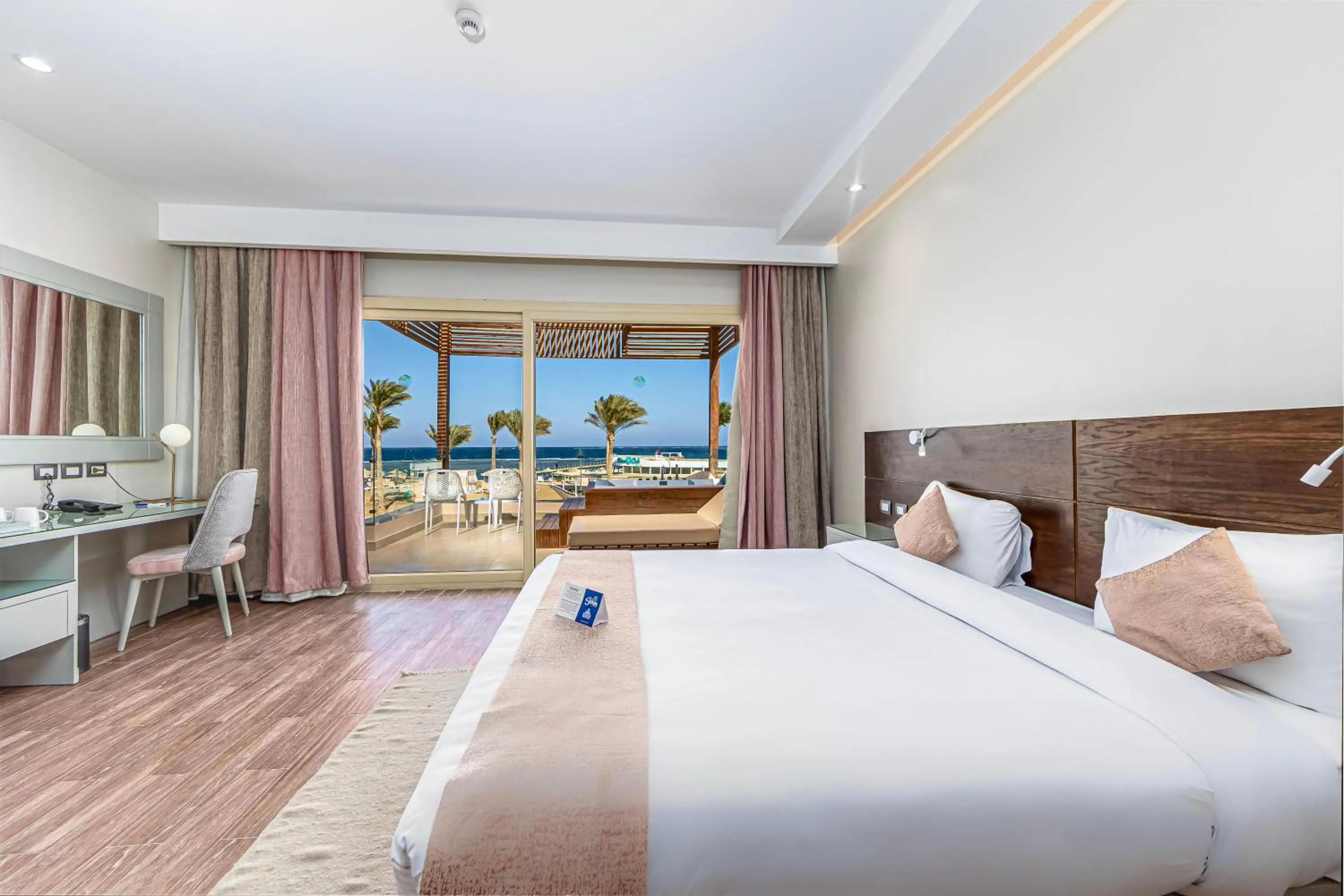  Signature Jacuzzi Suite Sea View in Sataya Resort Marsa Alam