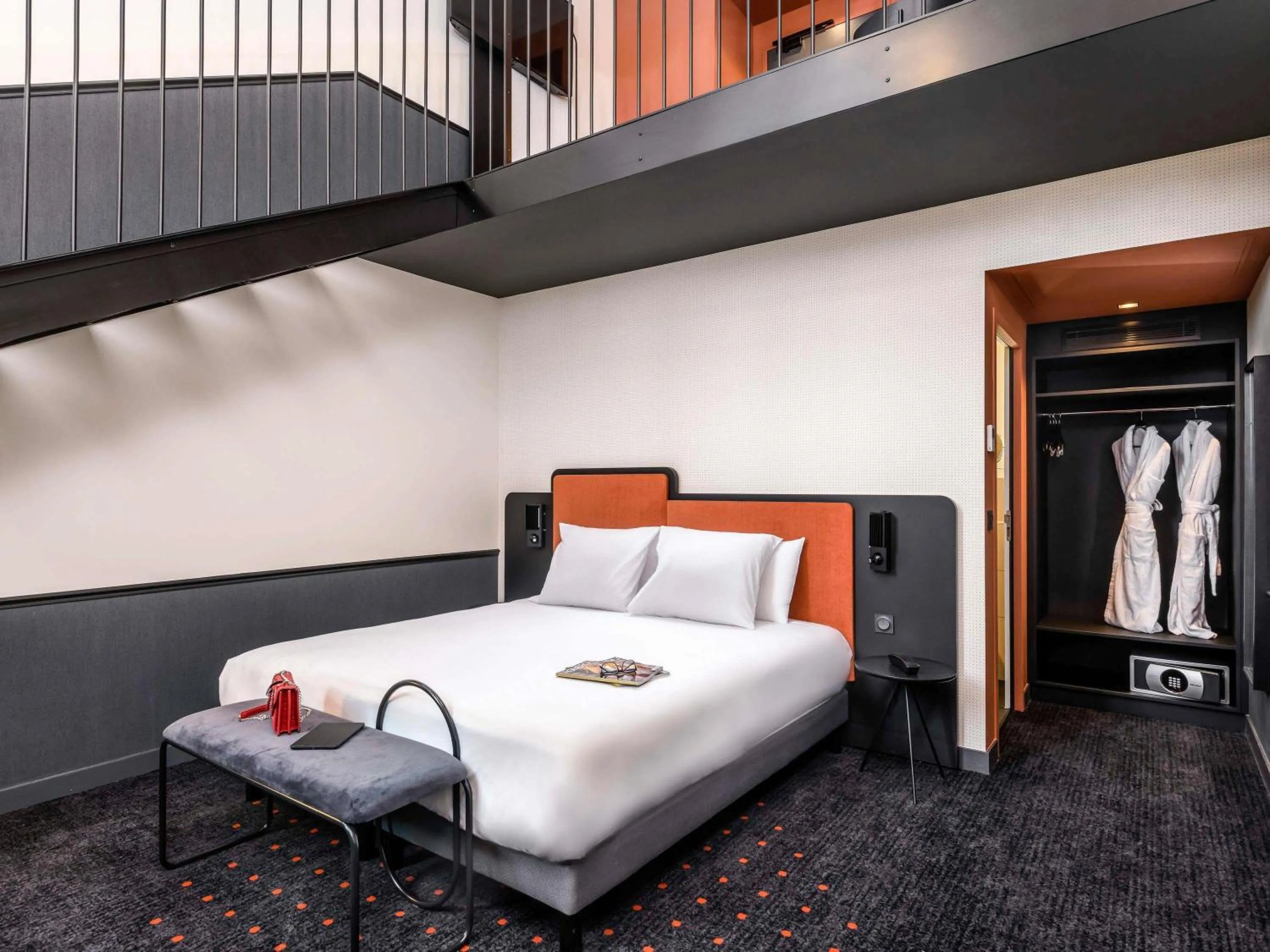 Privilege Junior King Suite in Mercure Bordeaux Centre Gare Atlantic