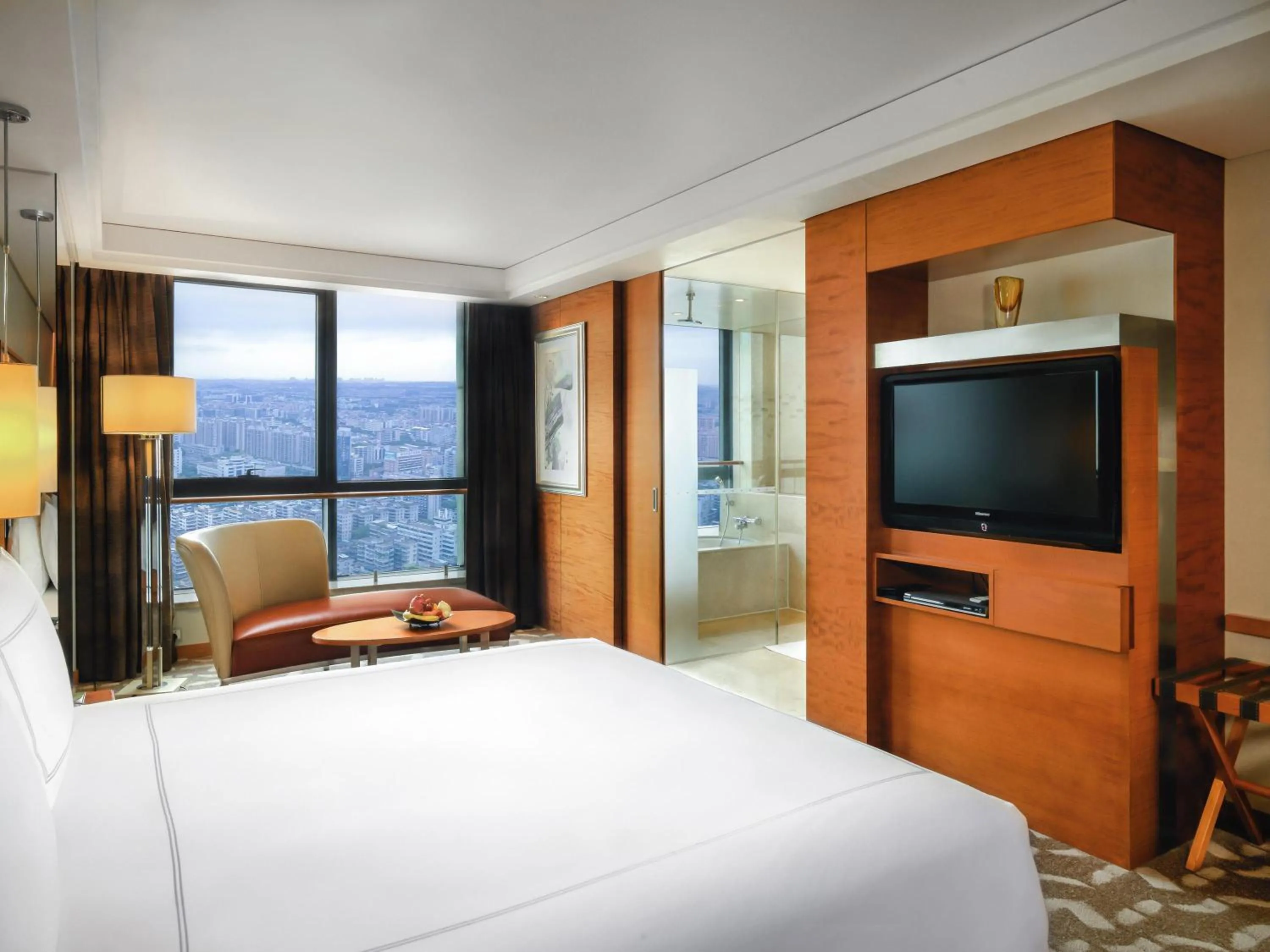 Swiss Executive King Bed Room - single occupancy in Swissotel Foshan, Guangdong