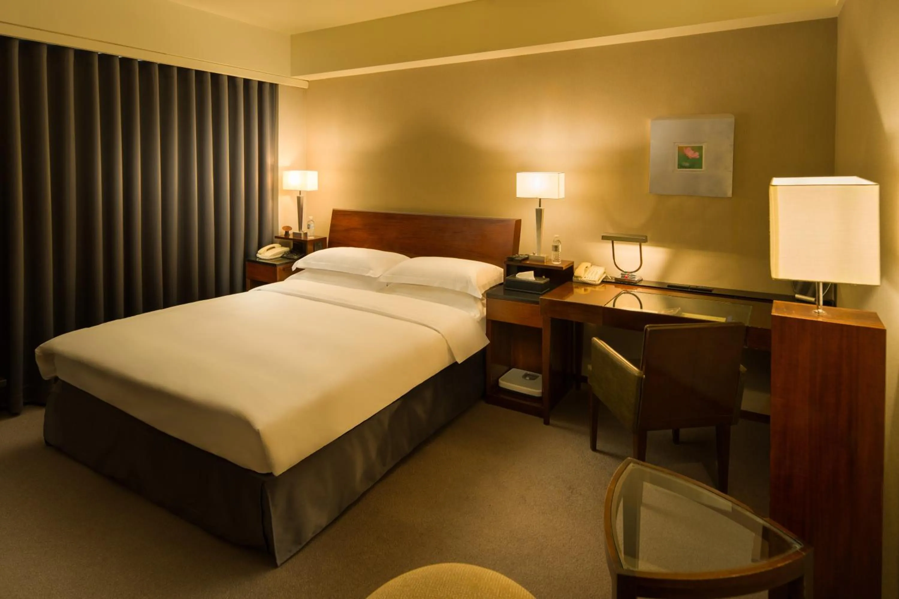 Standard Double Room in Les Suites Taipei - Da An