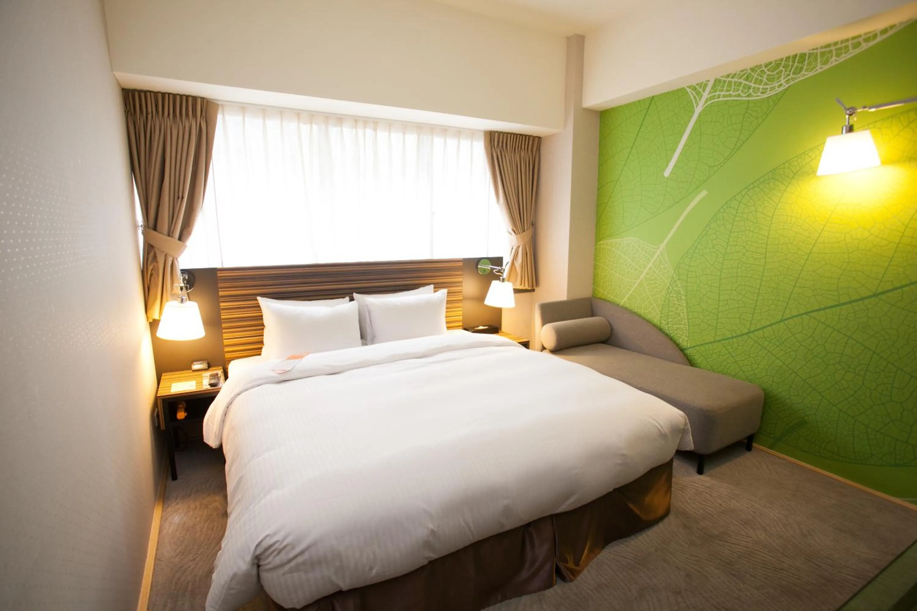 Metro Double Room in Caesar Park Hotel Taipei