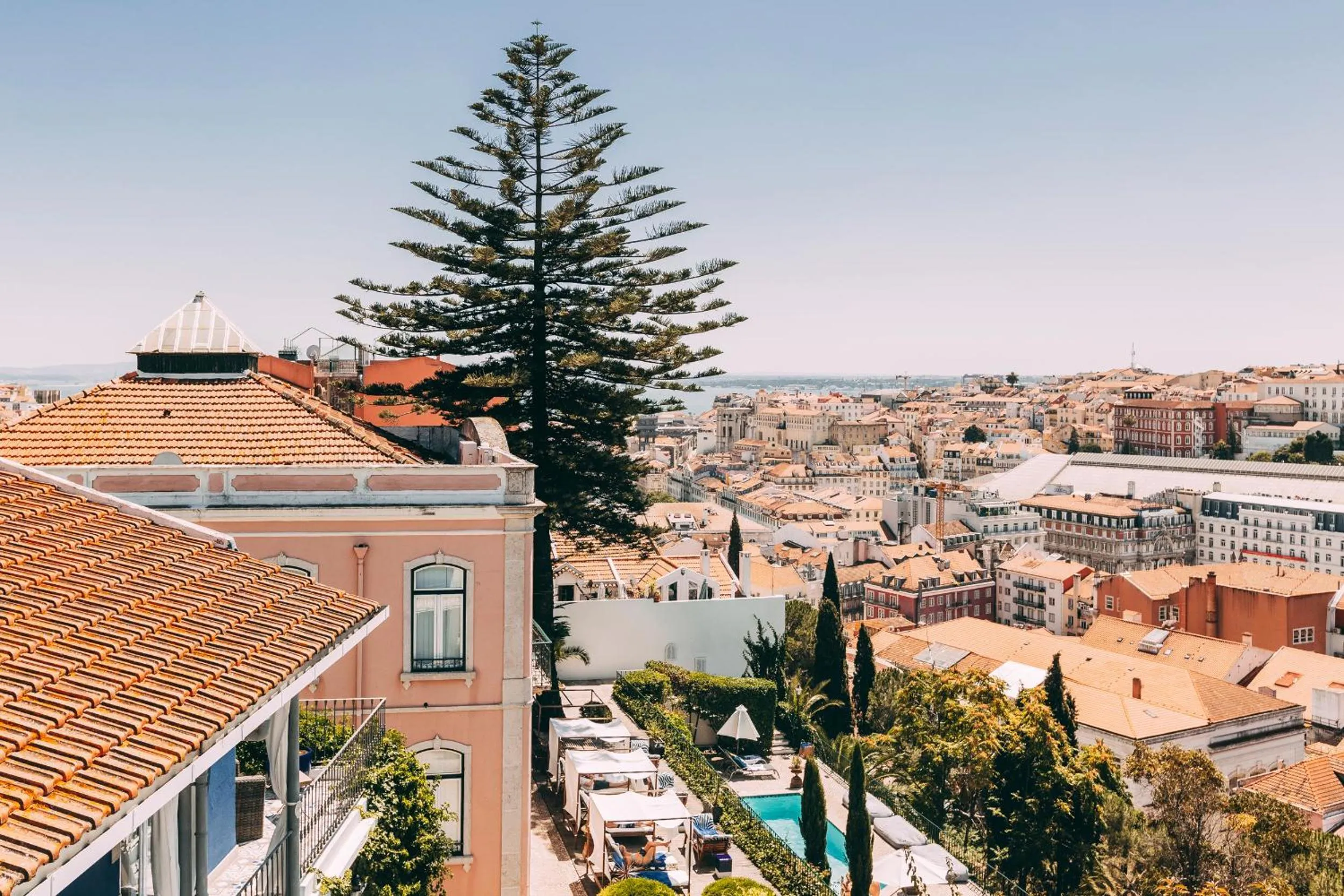 Royal Double Room with City View in Torel Palace Lisbon