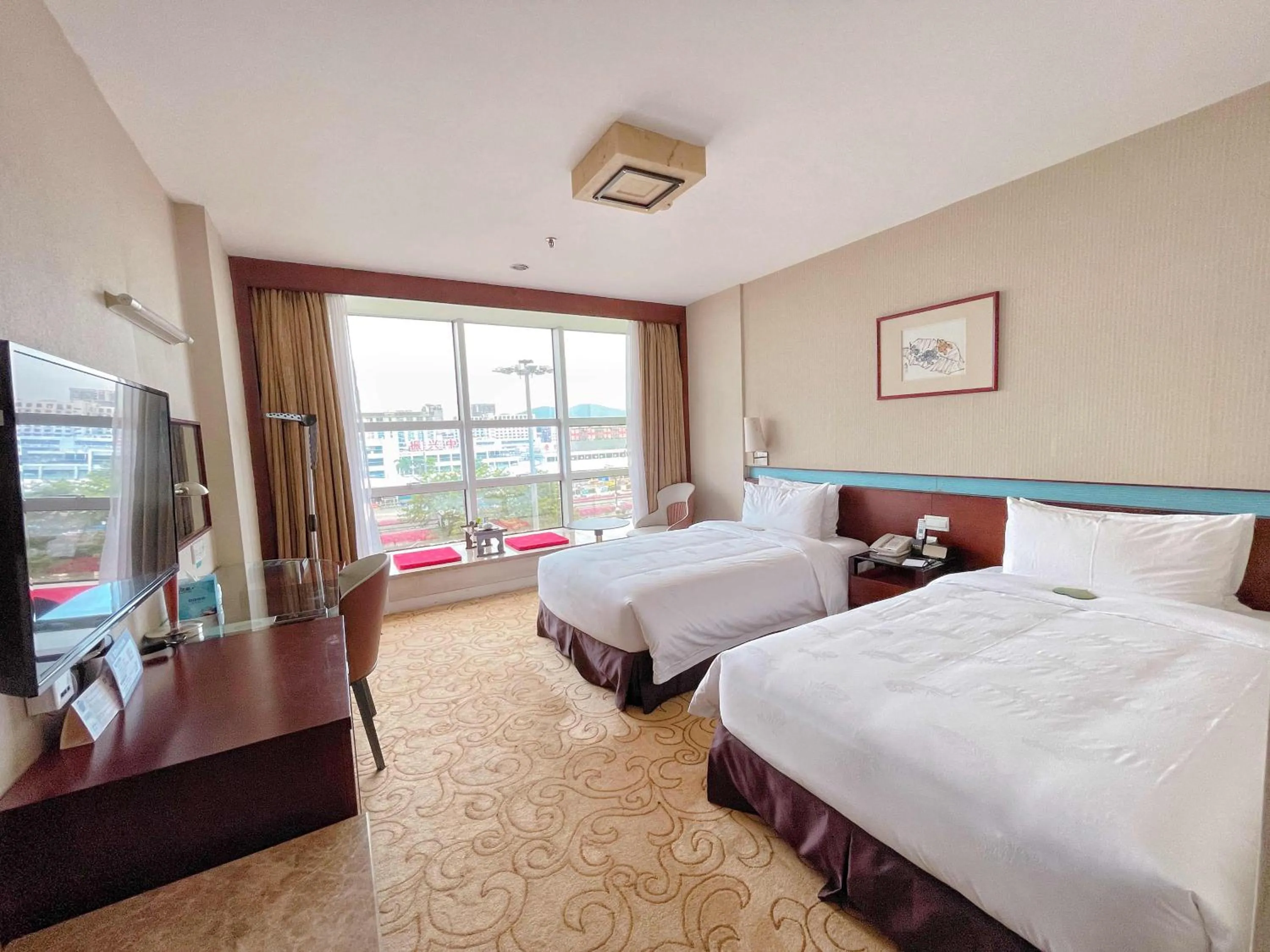 Executive Twin Room in Liuhua Hotel