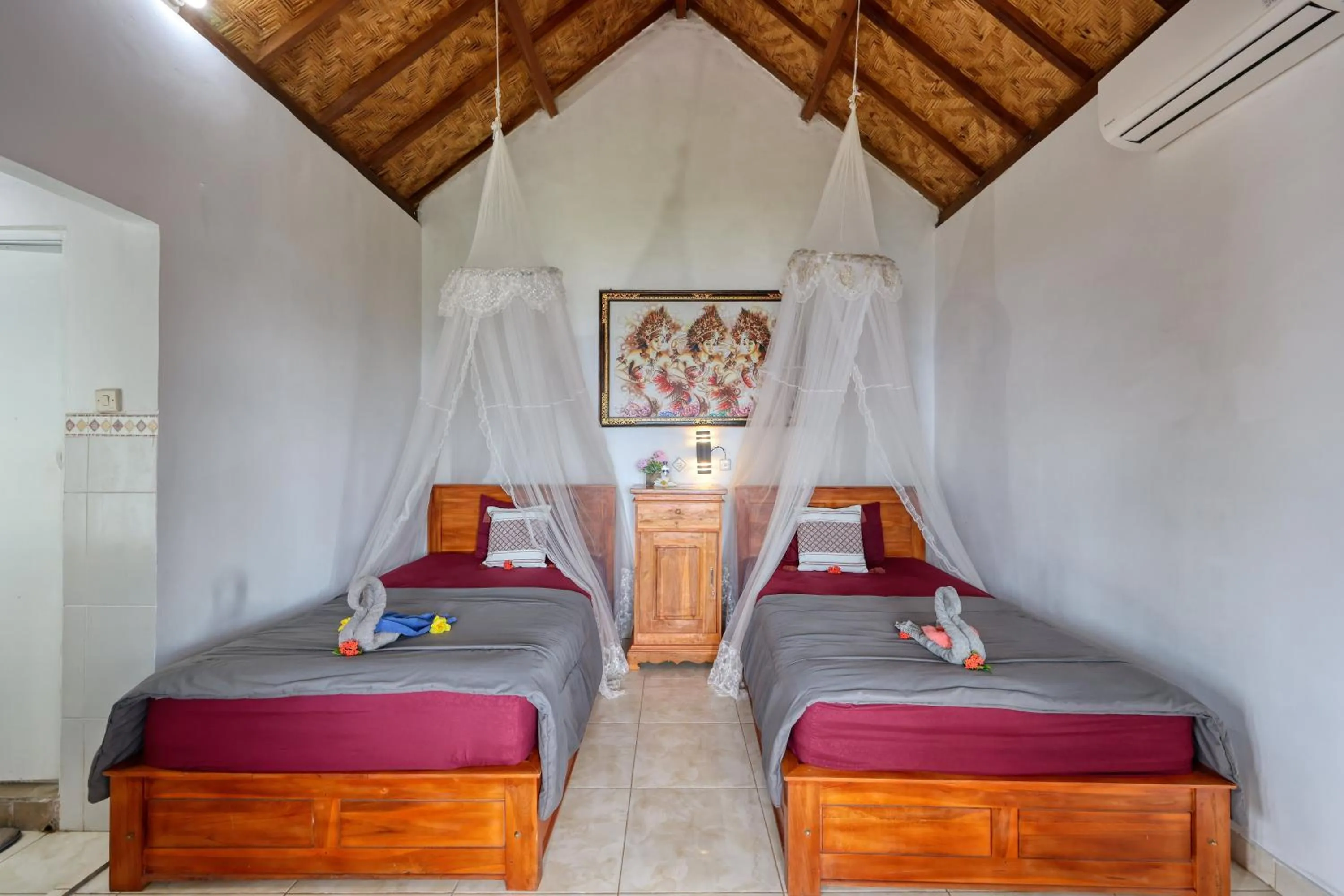 Twin Room with Sea View in Bagus Cottage