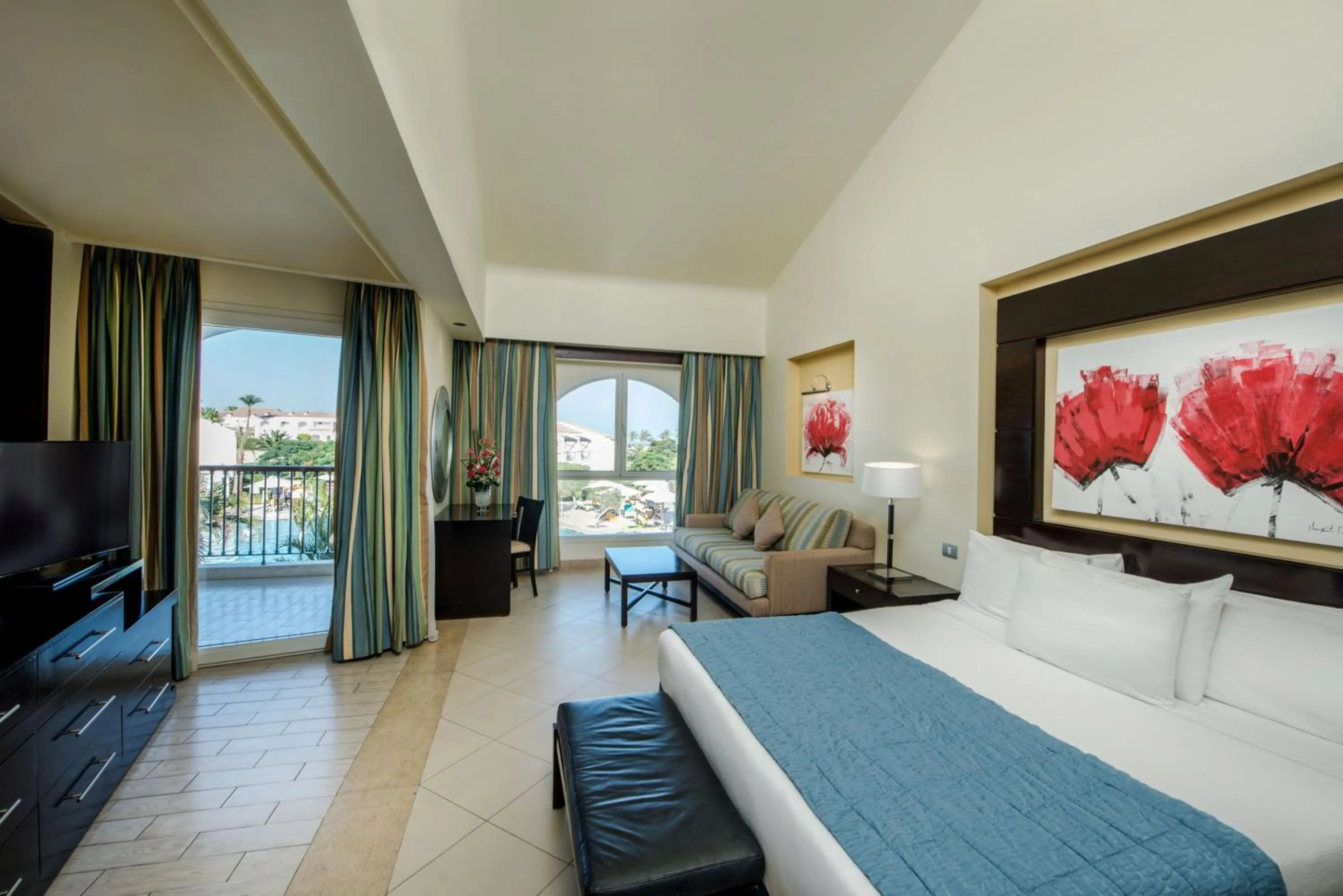 Executive Double Room - single occupancy in Reef Oasis Blue Bay Resort & Spa