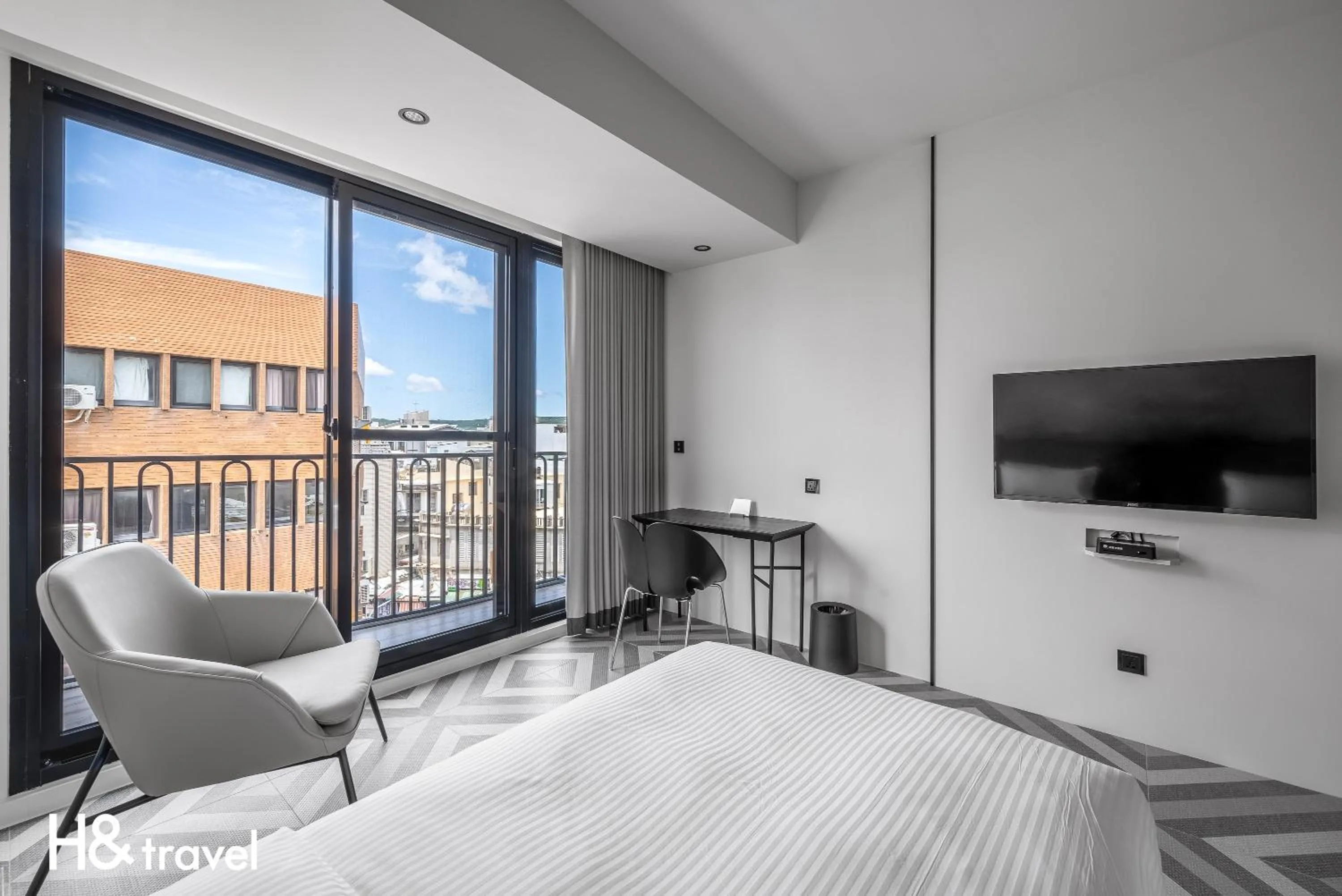 Superior Twin Room in Black Horn B&B