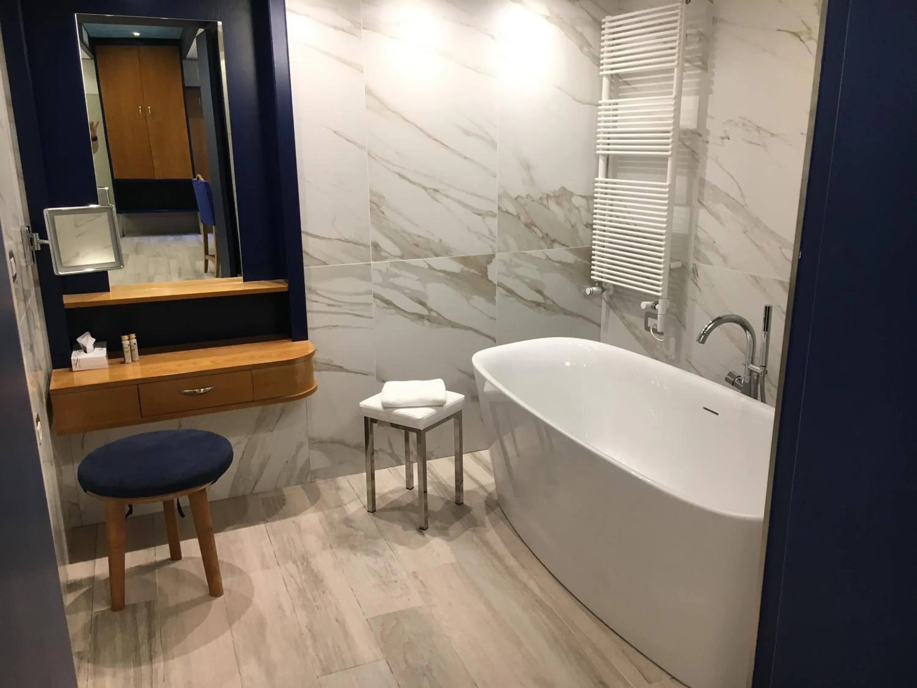 Classic Triple Room in Hotel Sant'Antonin