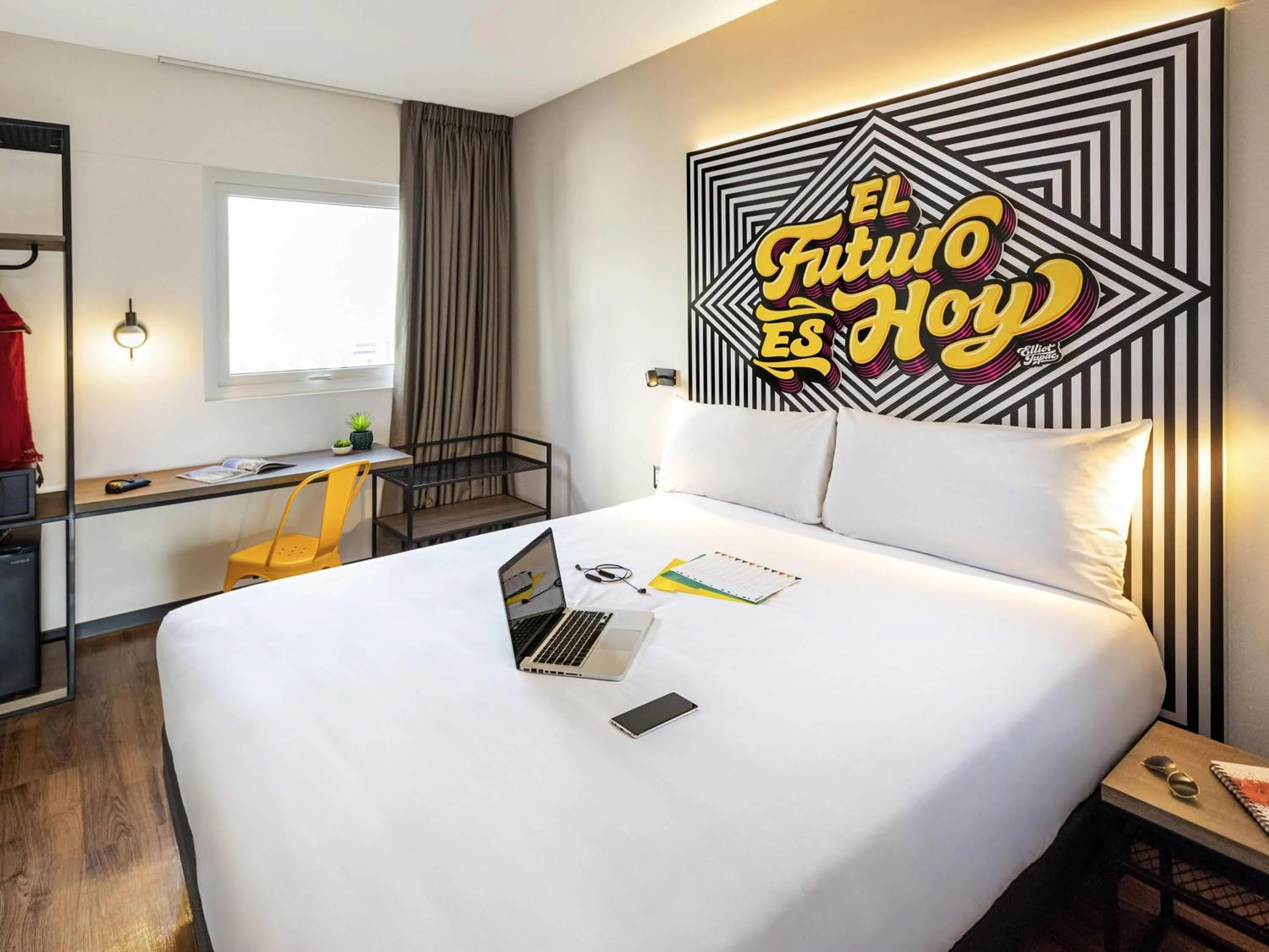 Standard Double Room in ibis styles Lima San Isidro