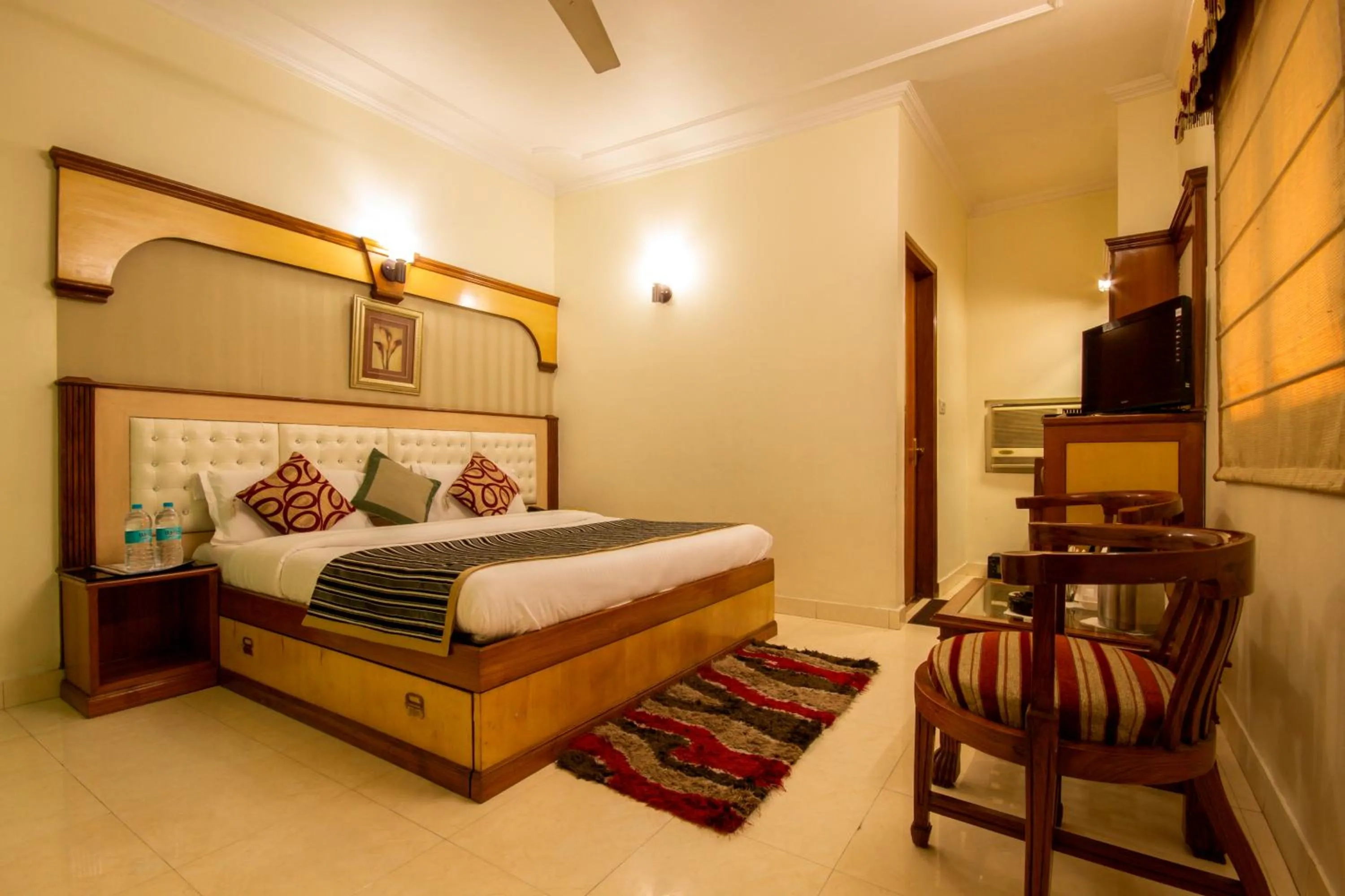 Superior Double Room in The C Park Inn Karol Bagh Homely Atmosphere