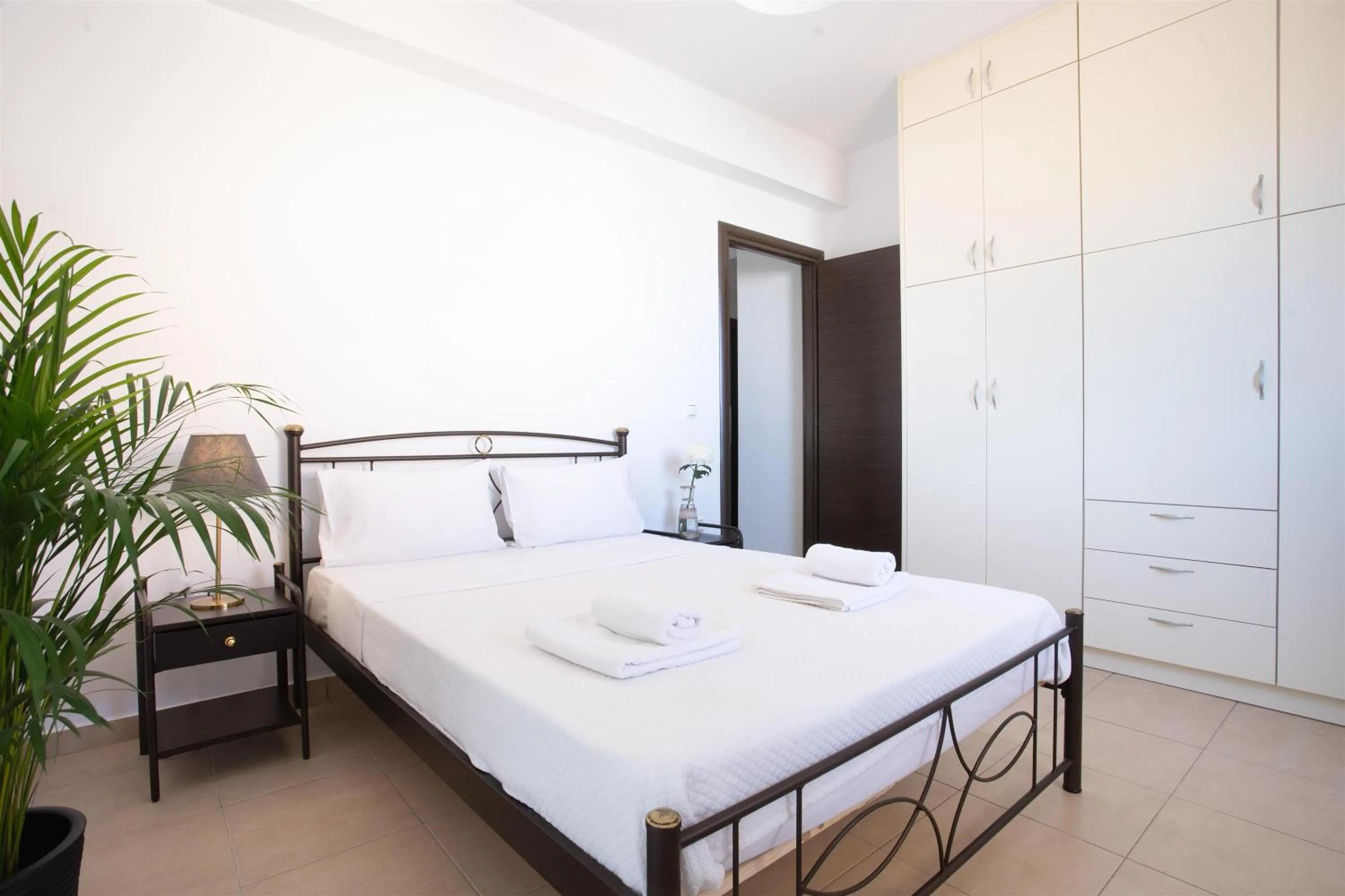 Suite with Sea View in Tulipa Suites