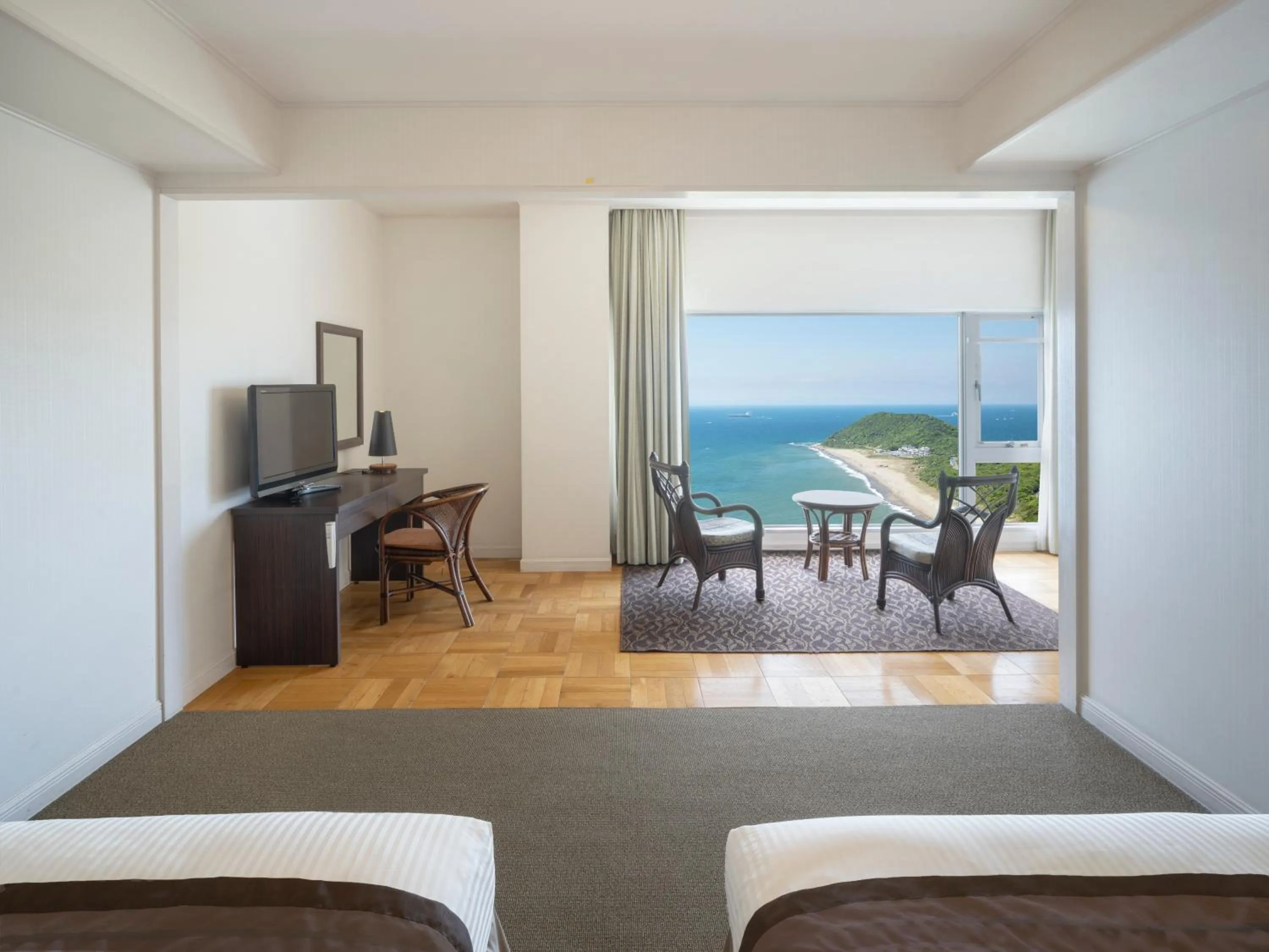 Deluxe Wide View Twin Room - Non-Smoking in Irago Ocean Resort