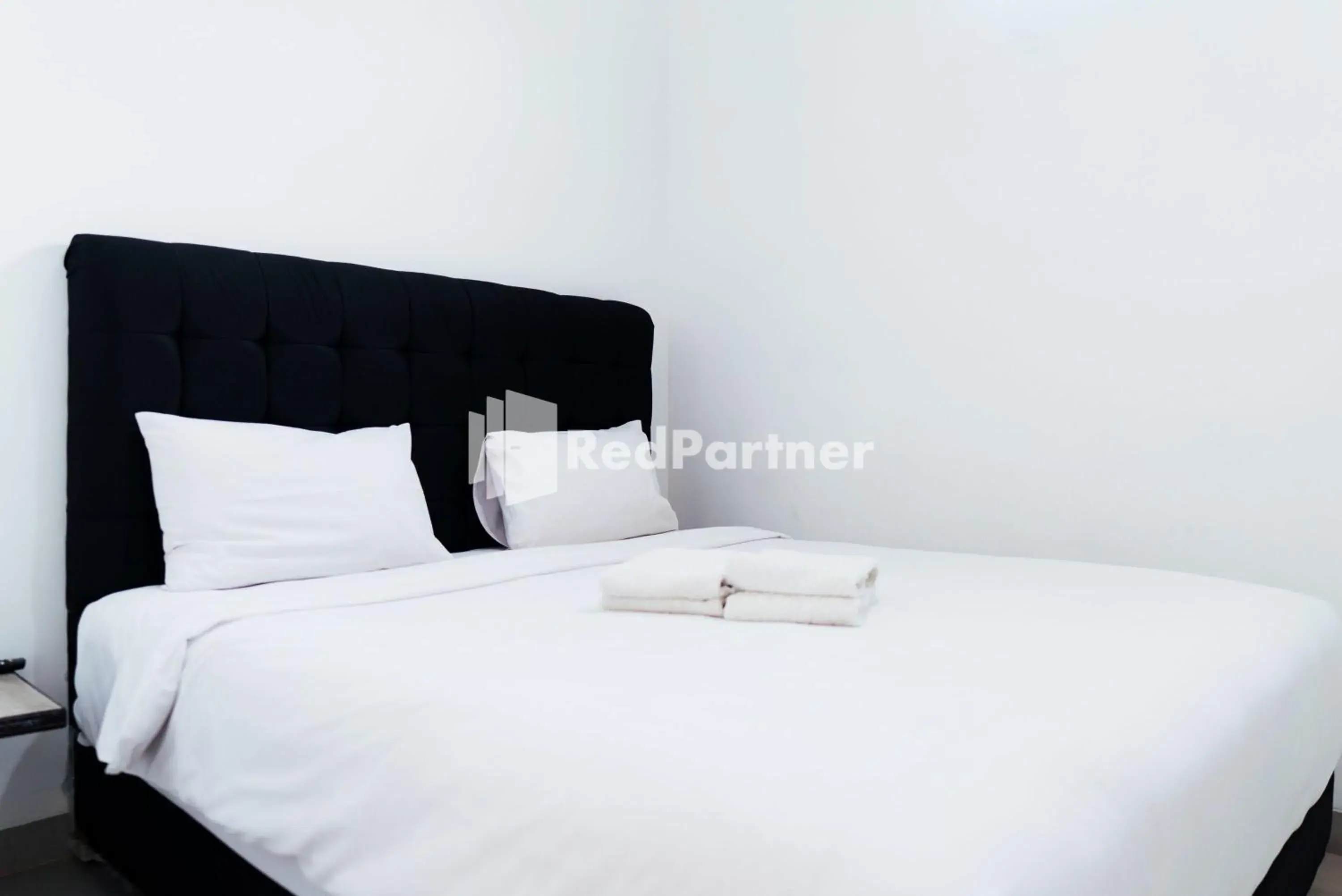 Aksara Homestay Syariah Mitra RedDoorz Aksara Homestay Syariah Mitra RedDoorz