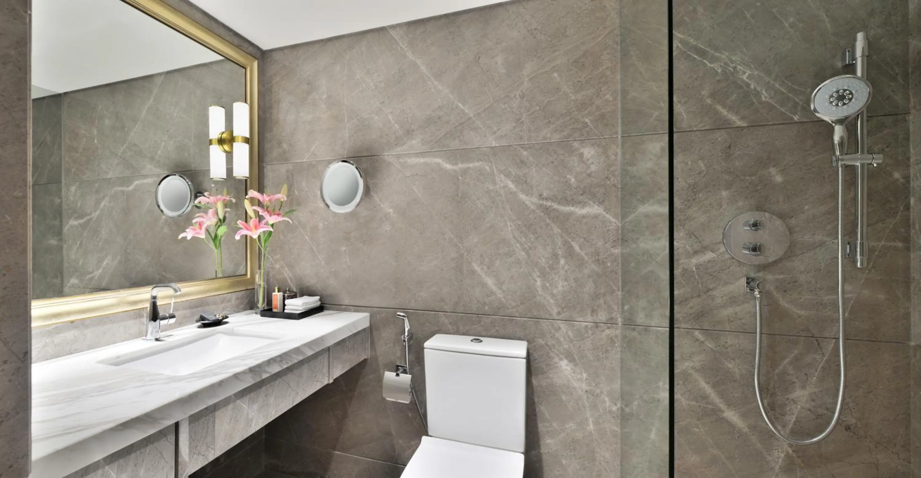 Taj Club Executive Room King Bed - single occupancy in Taj Mahal, New Delhi