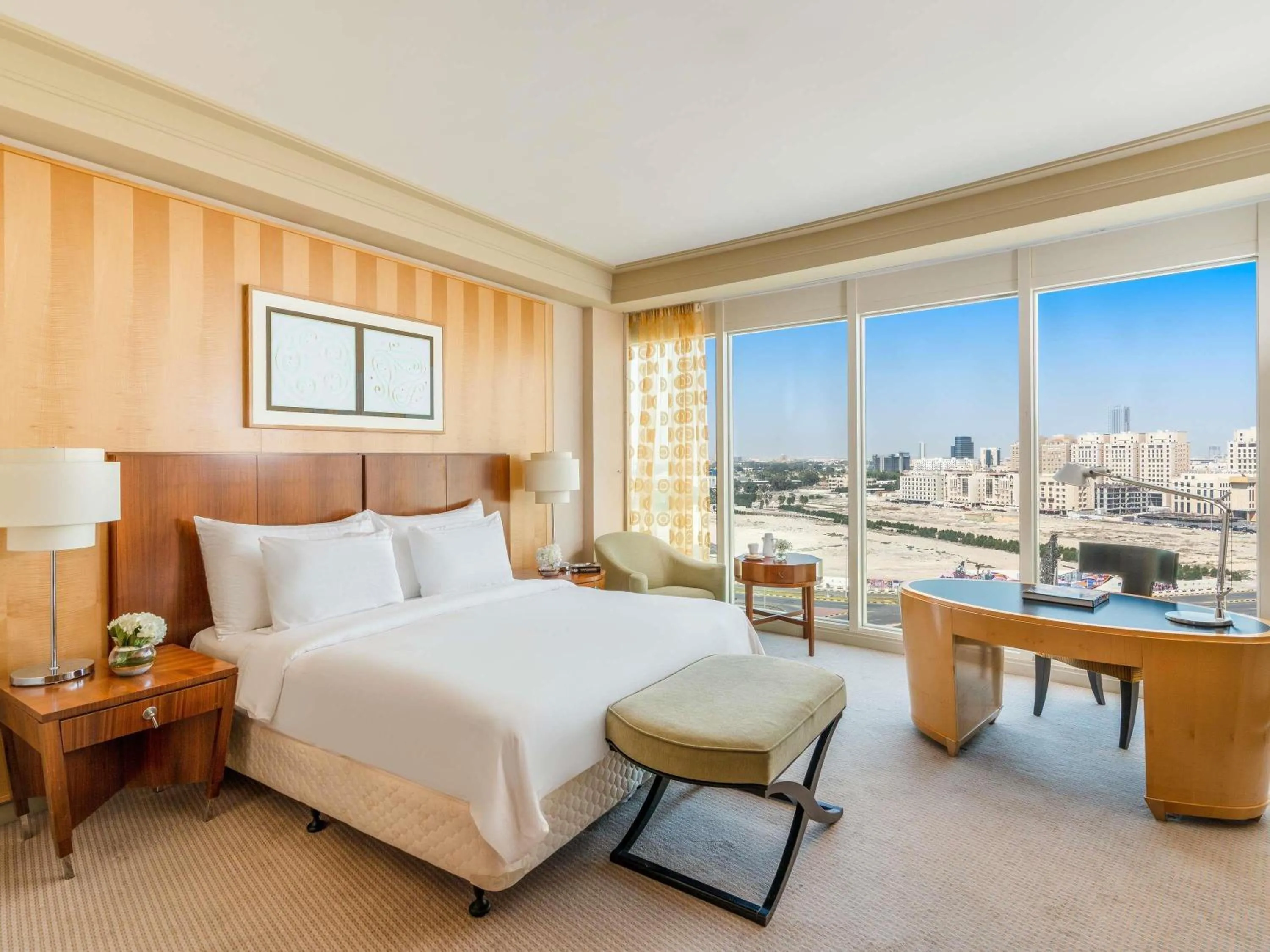 Deluxe King Room in Mövenpick Hotel Al Khobar