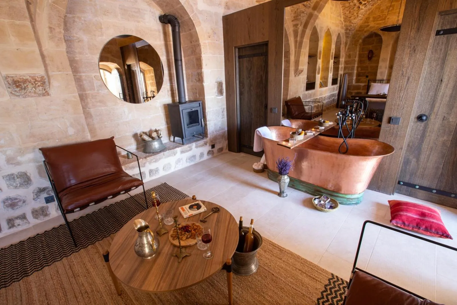 Suite with City View in Mirsoum Hotel