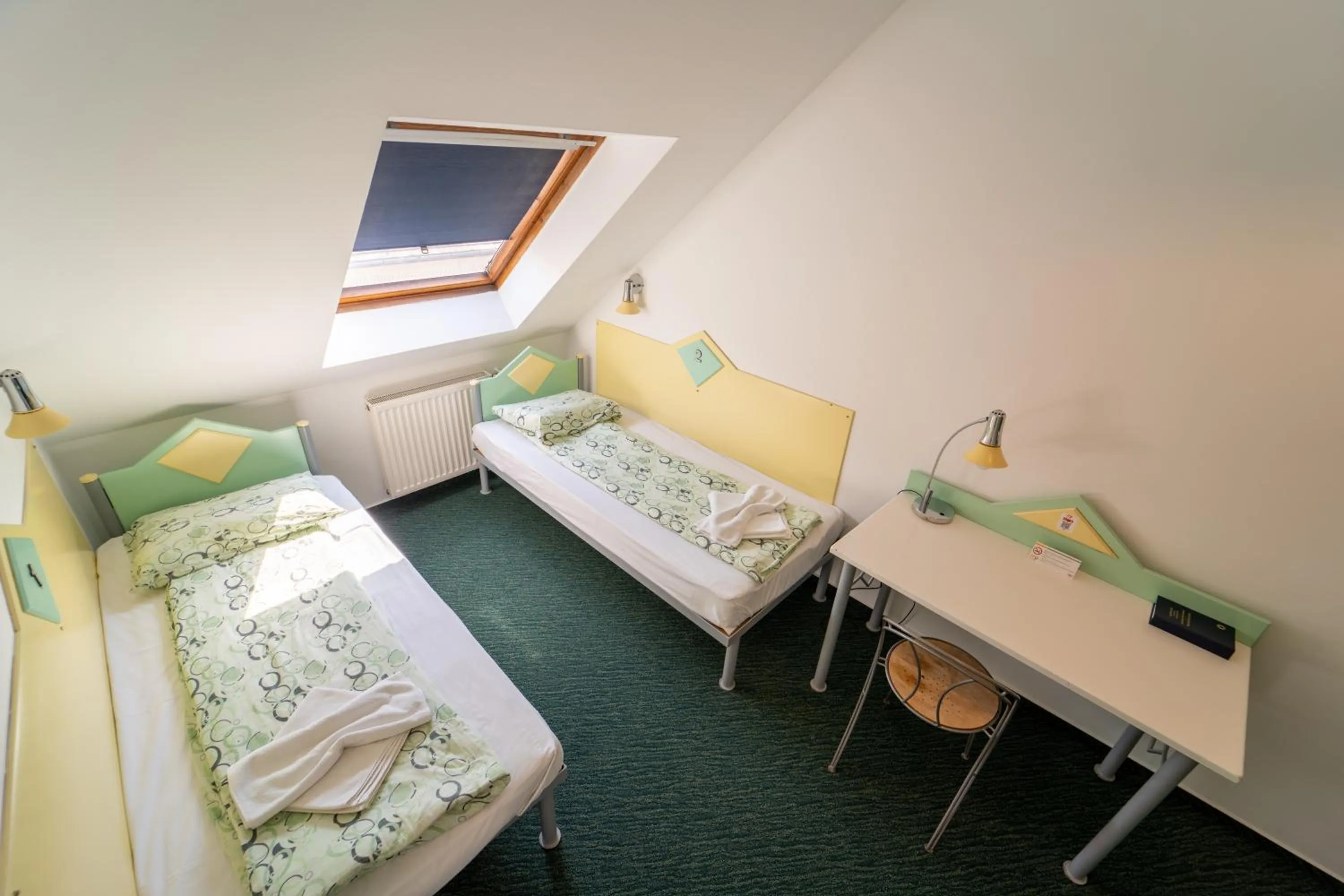 Twin Room in MP Hostel Budapest