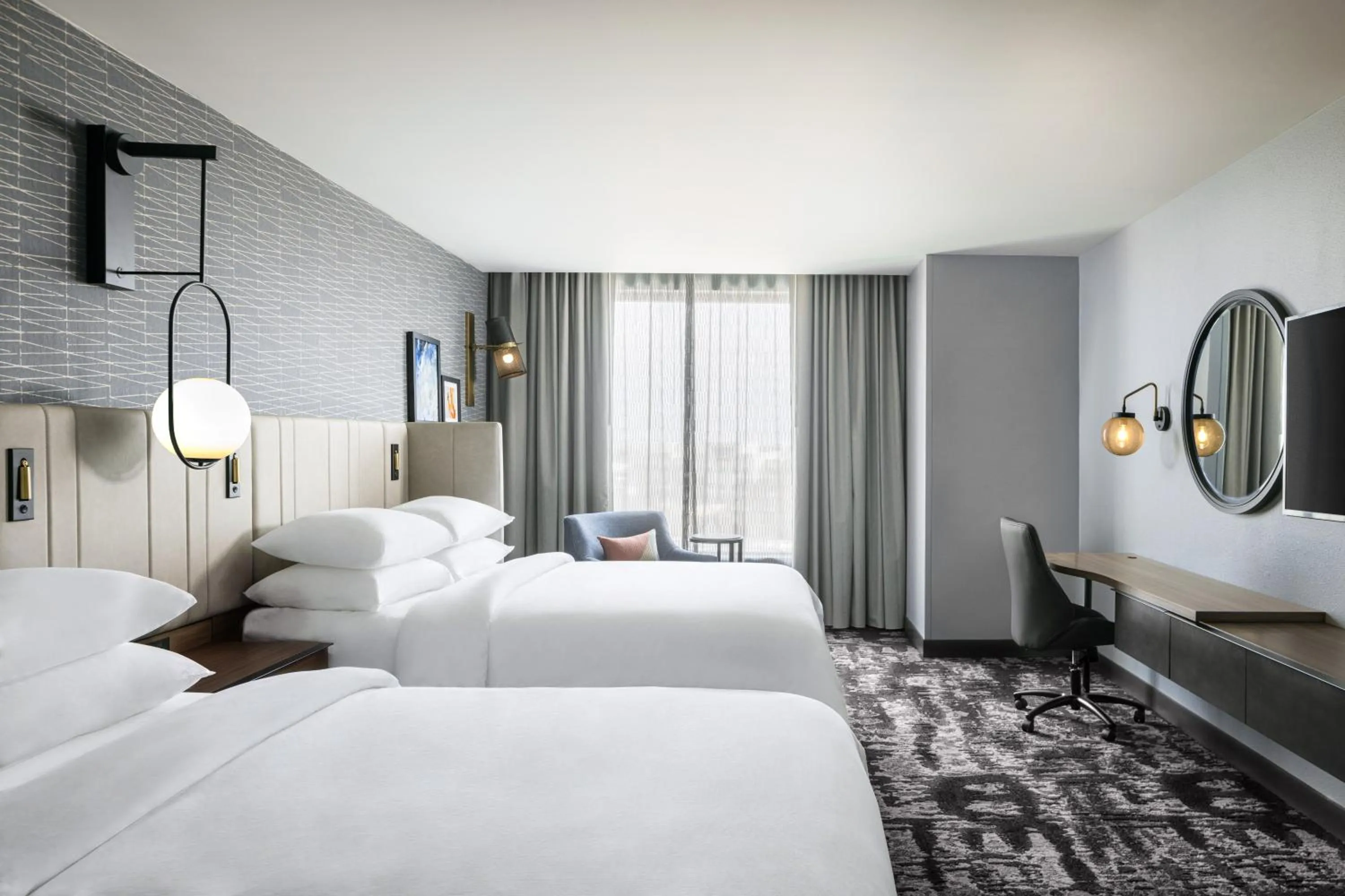 Location Room with Two Beds - Non-Smoking in Crowne Plaza - Kearney by IHG