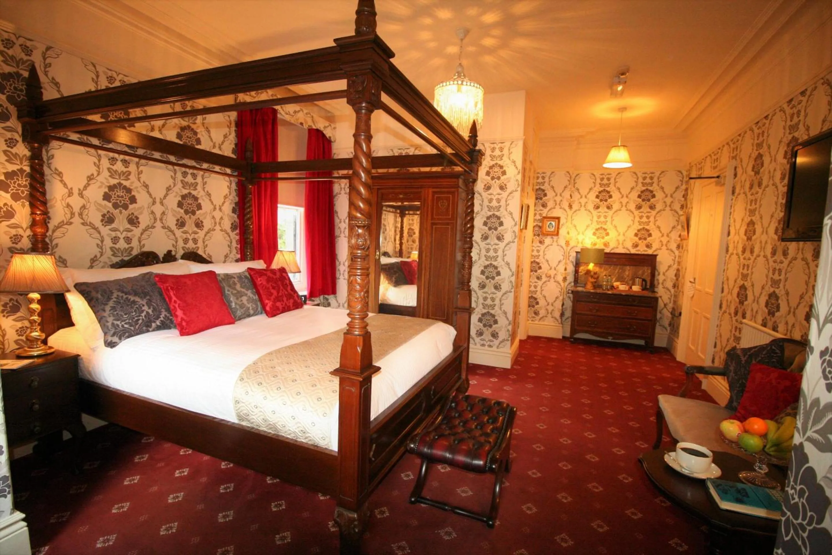 Deluxe King Room in Kingscroft