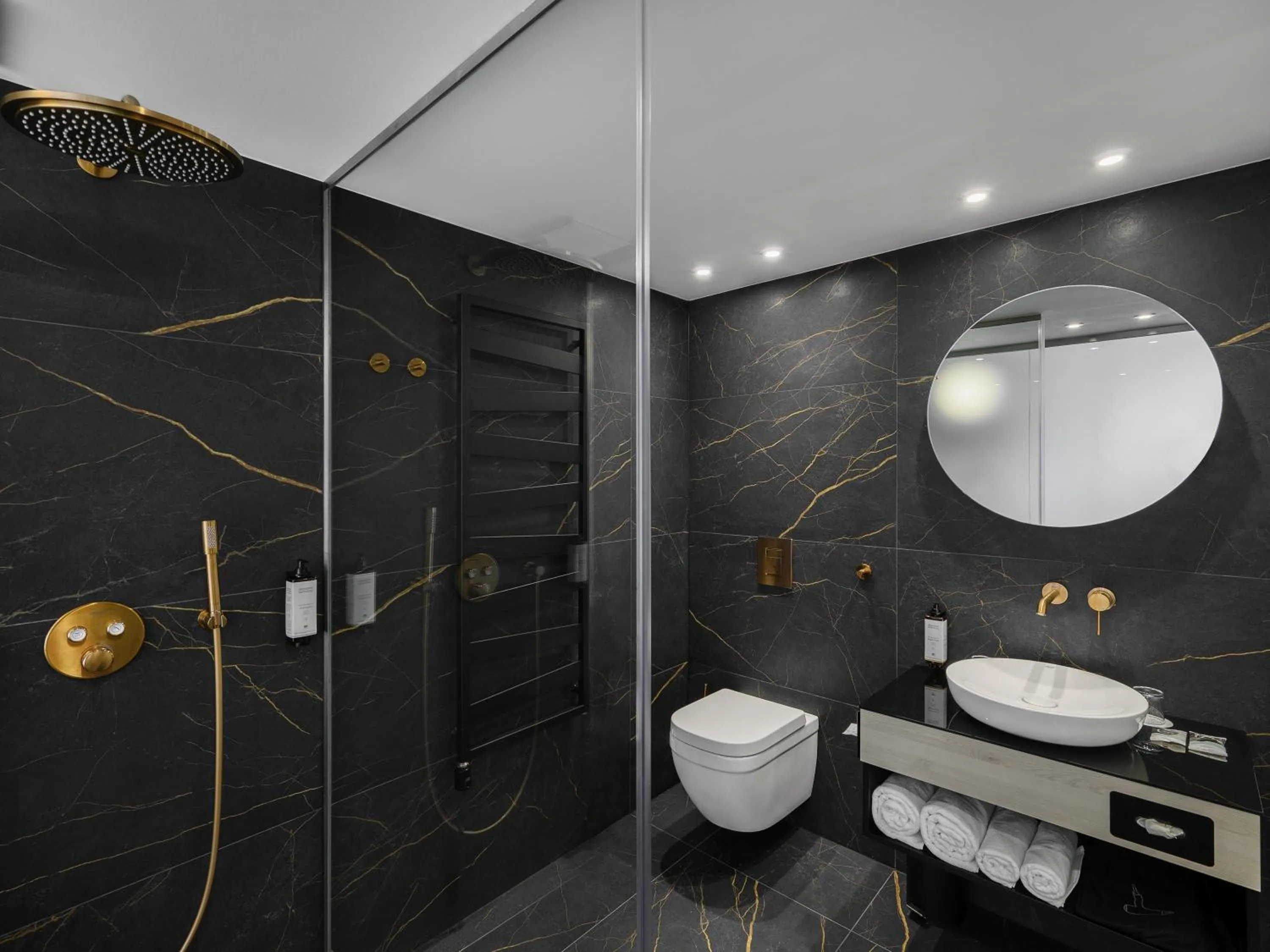 Standard Double Room in Mercure Tokaj Center