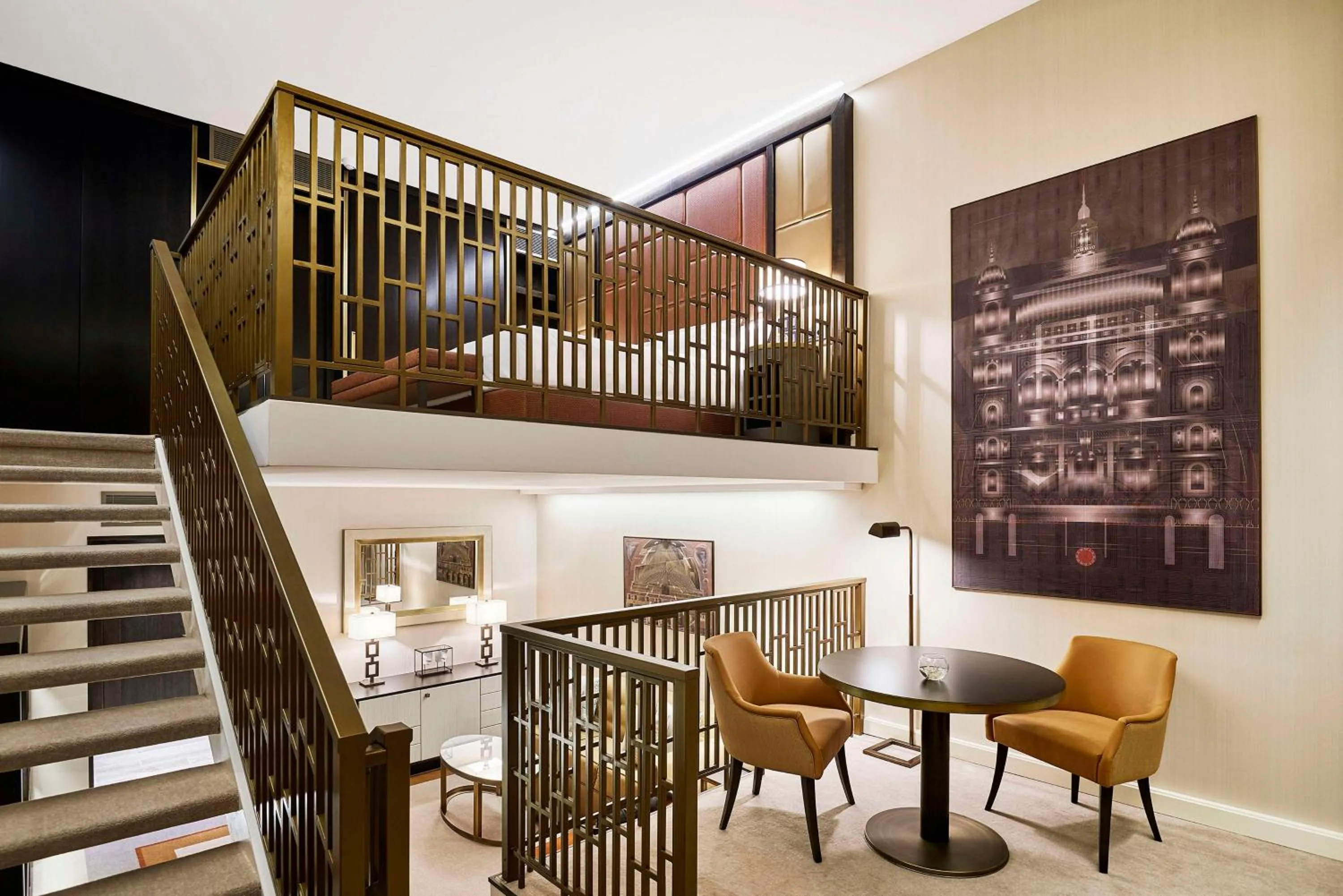 Multi Level King Loft Suite - Street View in Hilton Budapest