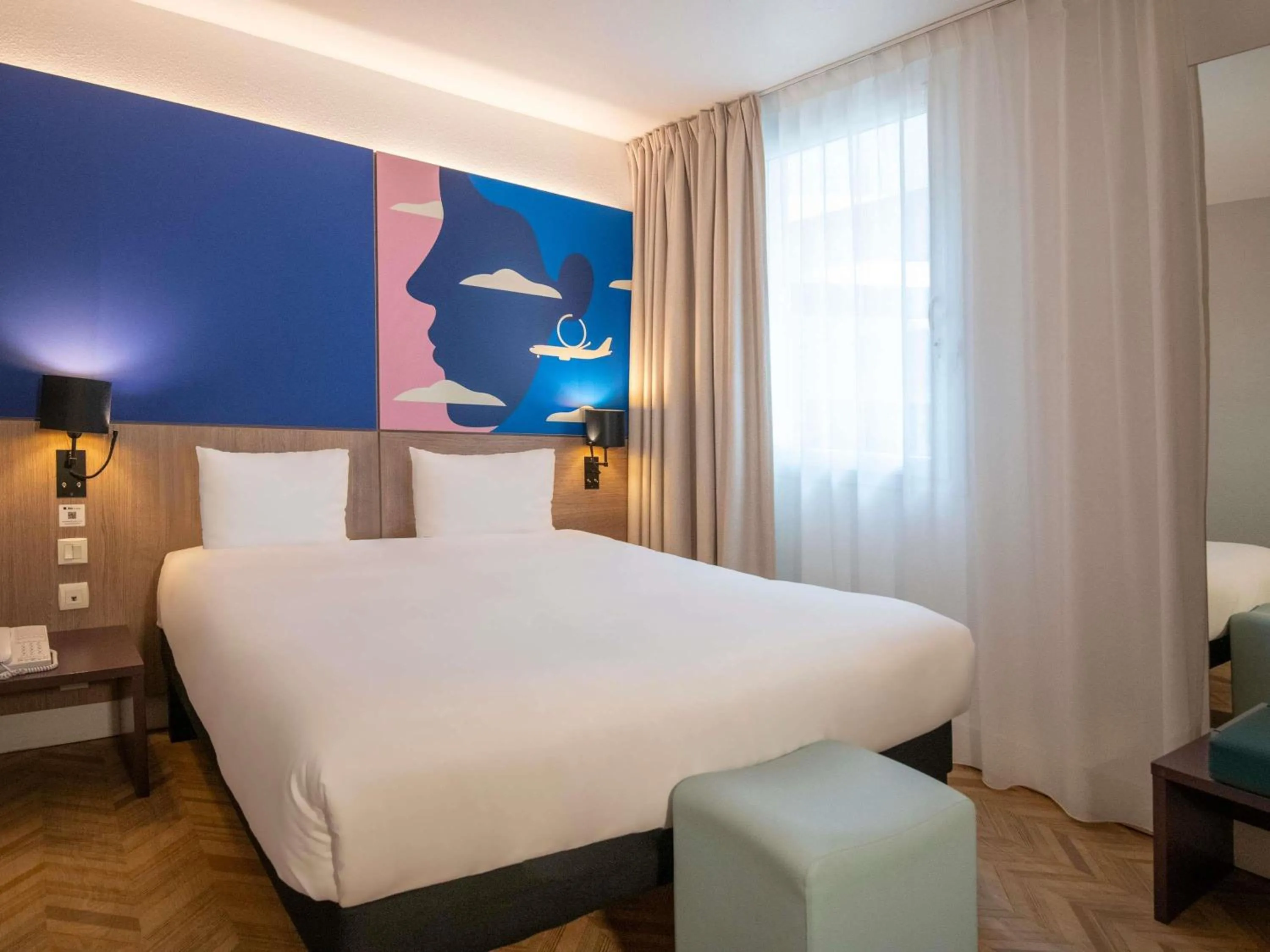 Standard Family Suite with Two Connecting Rooms in ibis Styles Nice Aéroport Arenas