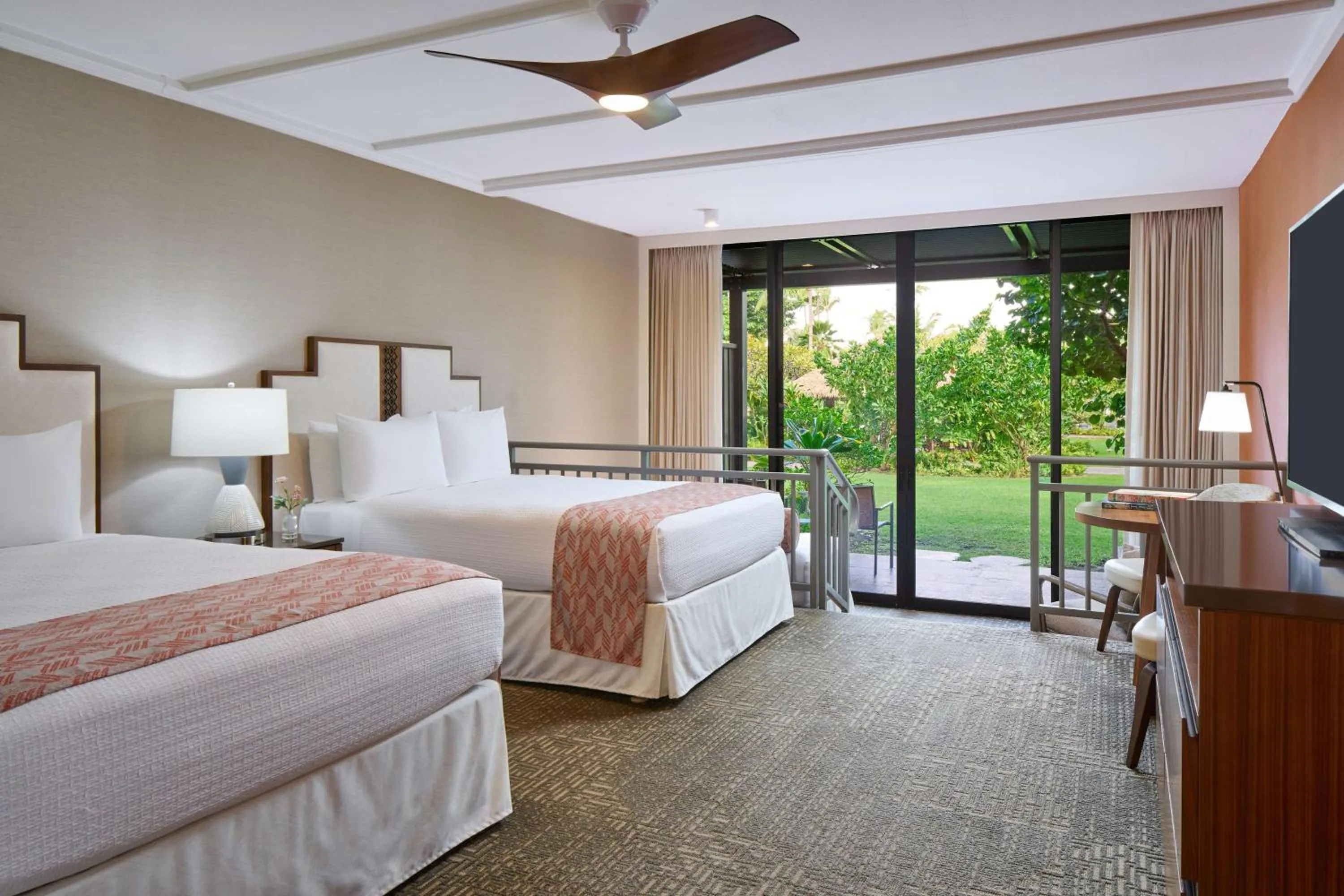 Premium Courtyard Ground Floor 2 Queen Beds in OUTRIGGER Kāʻanapali Beach Resort