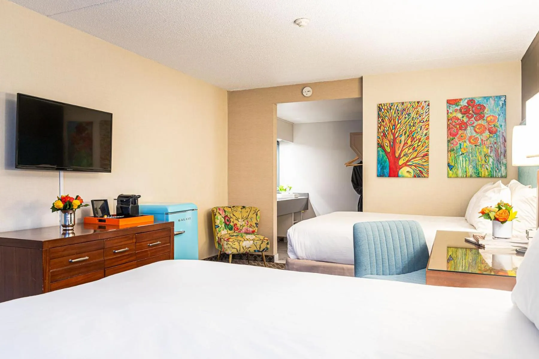 Deluxe Queen Room with Two Queen Beds in Old Stone Inn Boutique Hotel