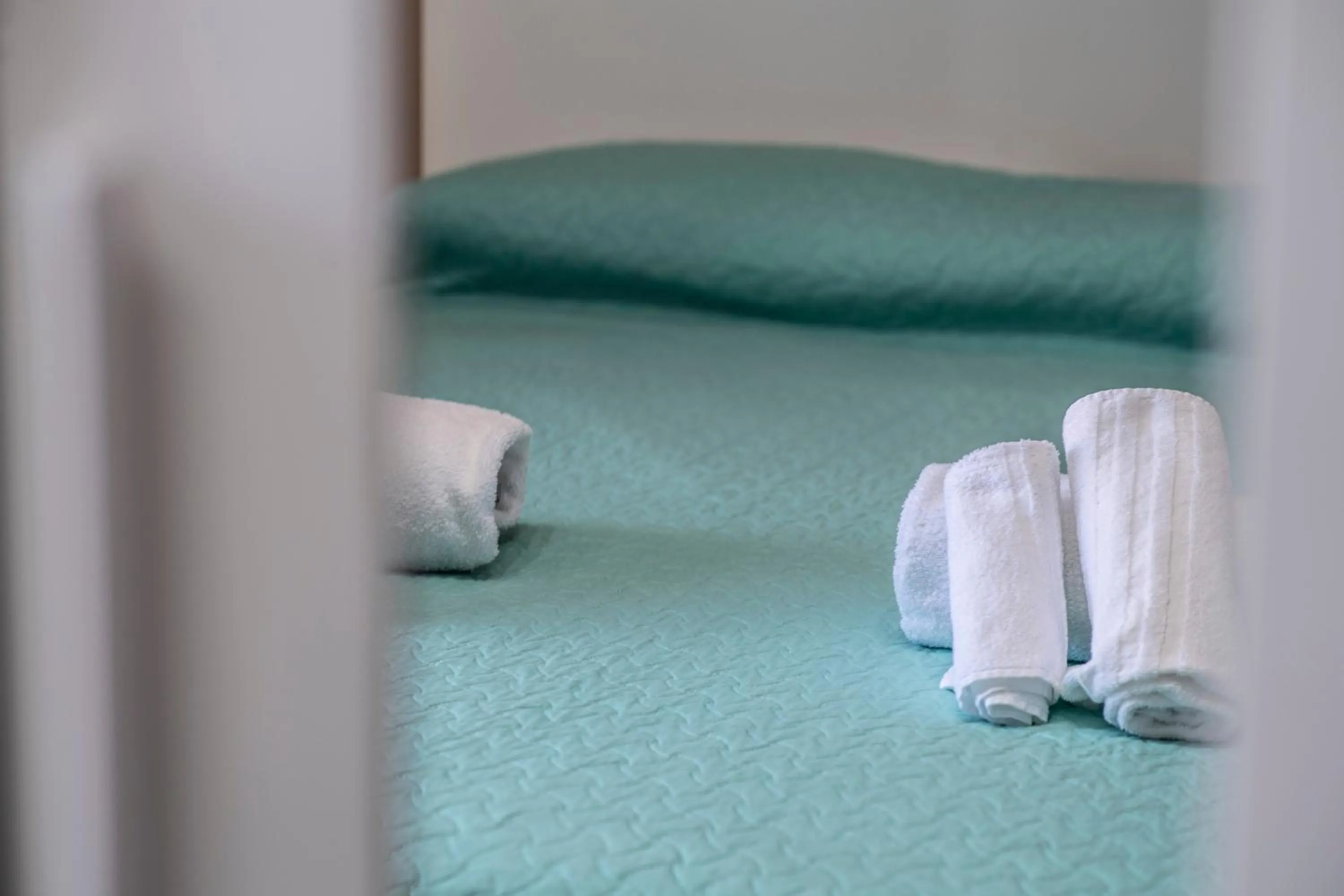 Double Room with Balcony - single occupancy in B&B Màkari holiday home