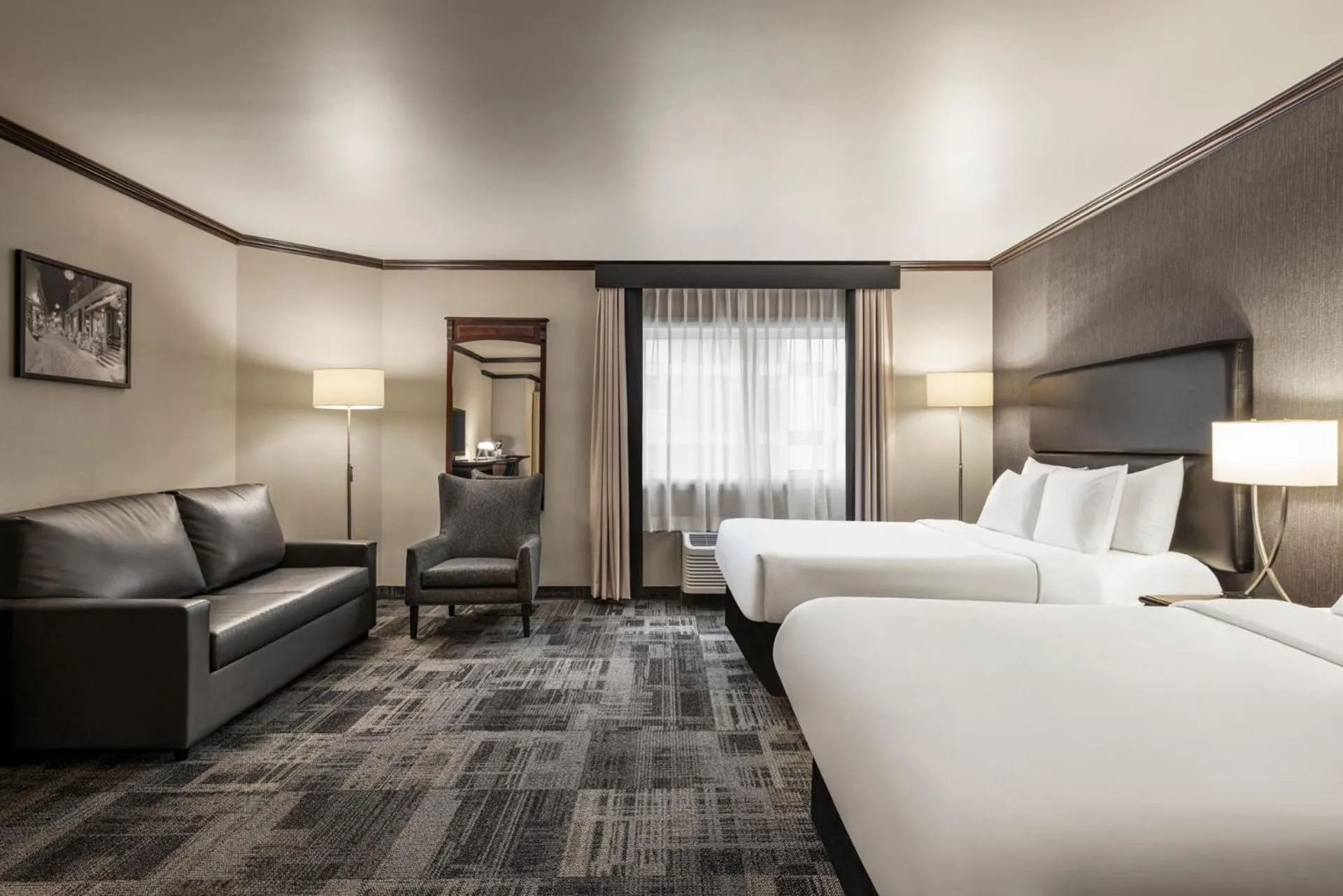 Business Queen Room with Two Queen Beds and Sofa Bed in Best Western Plus City Centre Centre-Ville