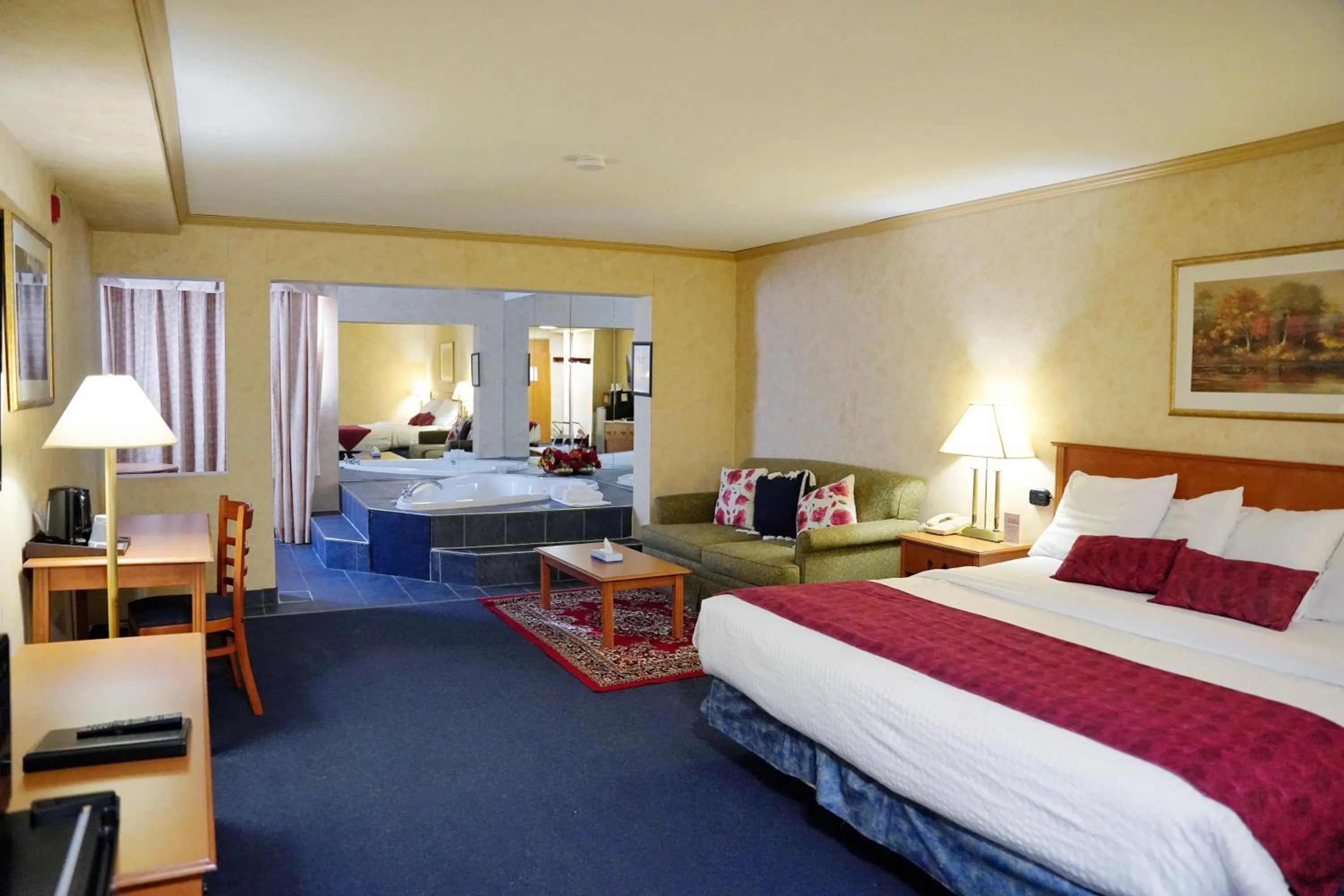 King Room with Spa Bath in The Glengate Hotel & Suites