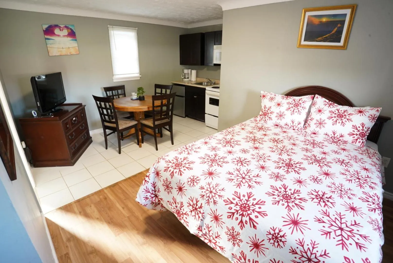 Family Two-Bedroom Suite in Falcon Inn