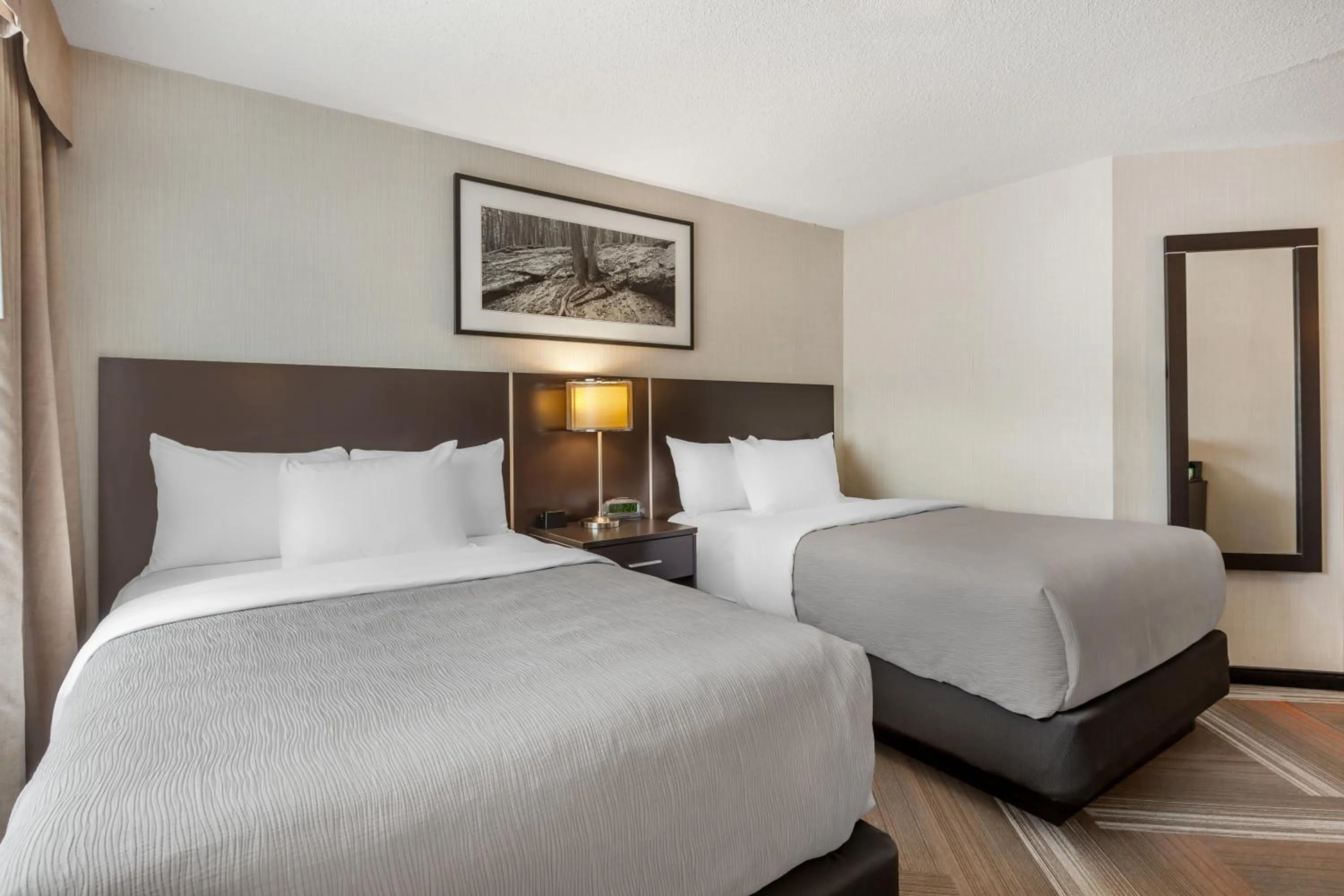 Double Room with Two Double Beds - Non-Smoking in Quality Hotel