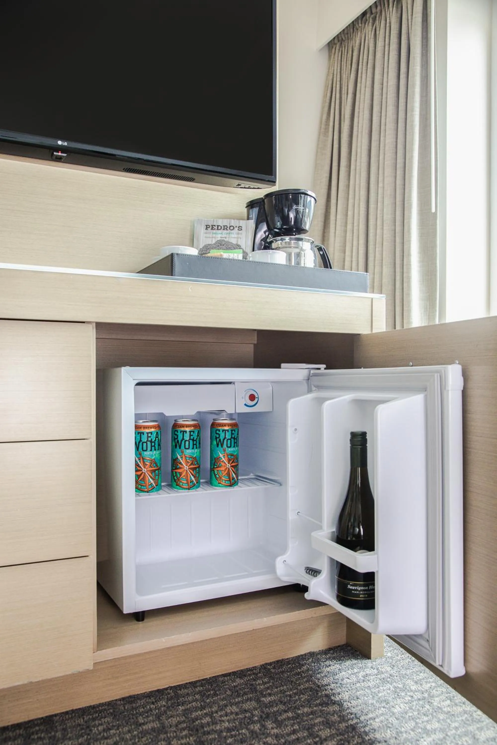 Crystal Single Room with One Double Bed in The Crystal Lodge