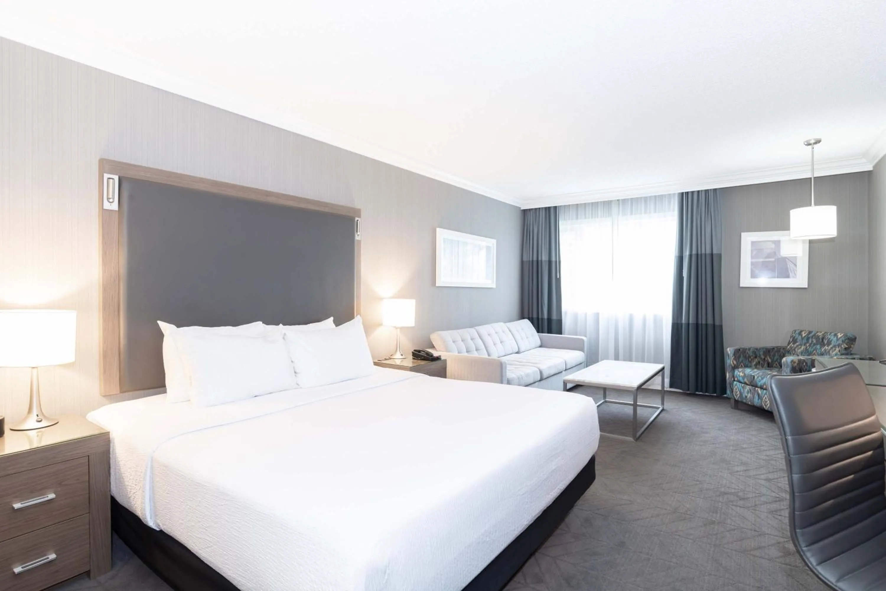 Standard Room, 1 King Bed, Sofa Bed in Sandman Signature Lethbridge Lodge