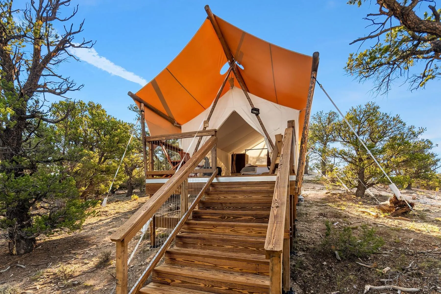 Deluxe Tent, Private Bathroom in Under Canvas Bryce Canyon