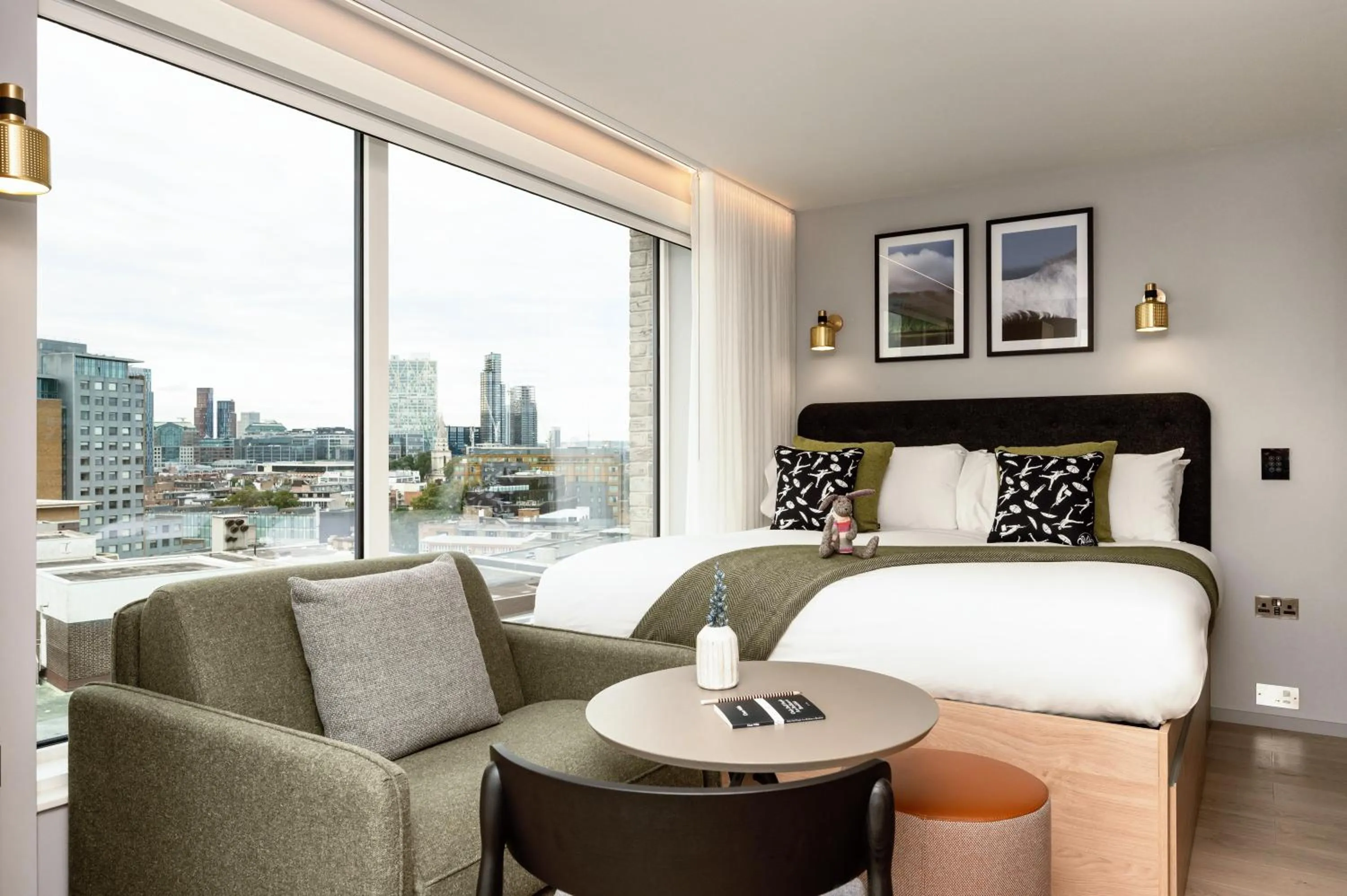 Wilde Studio Superior in Wilde Aparthotels London Aldgate Tower Bridge