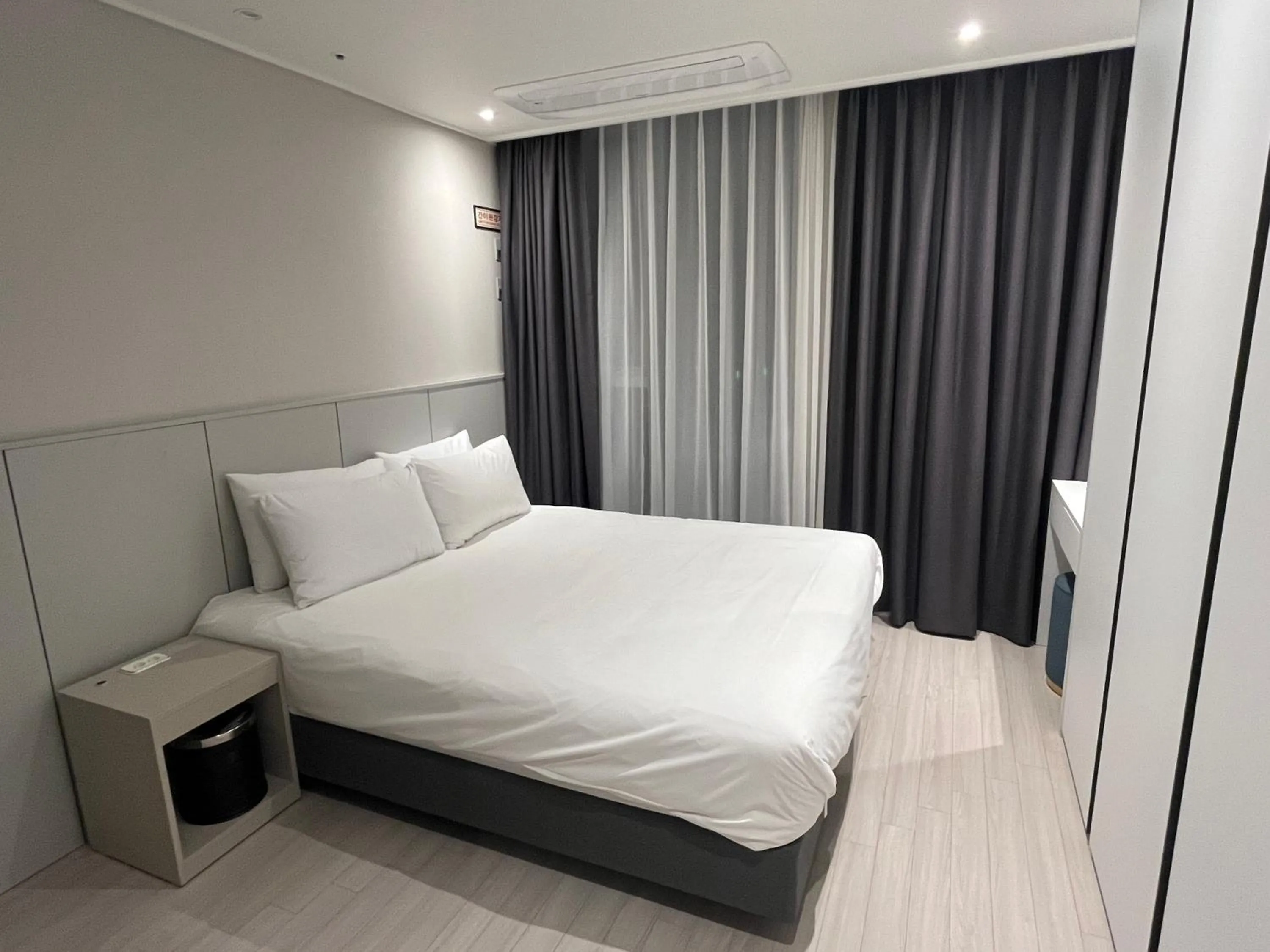 Standard Double (City View) in OCEAN PARK 9