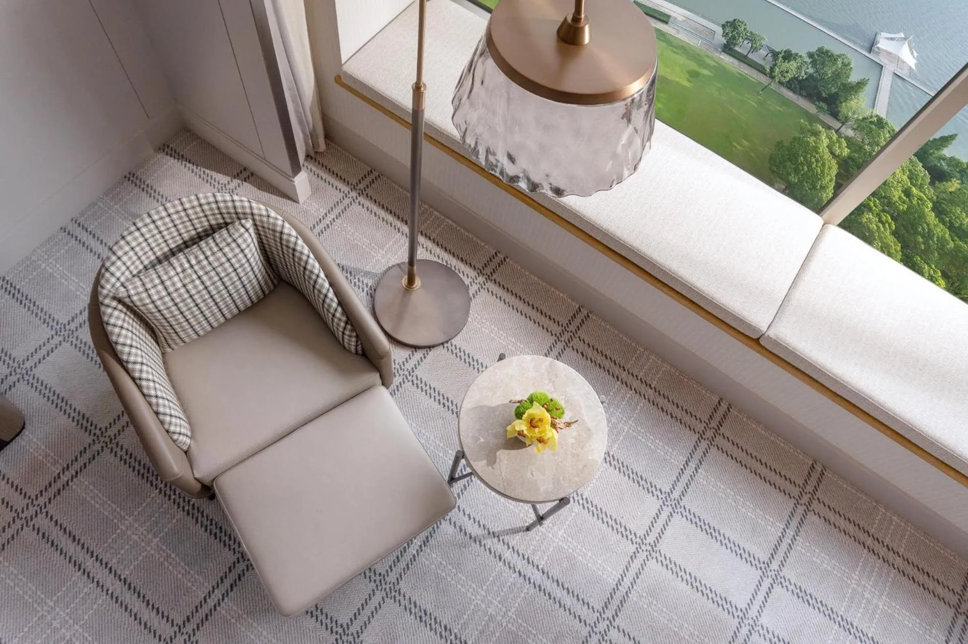 Premier Deluxe Lakeview King in Kempinski Hotel Suzhou