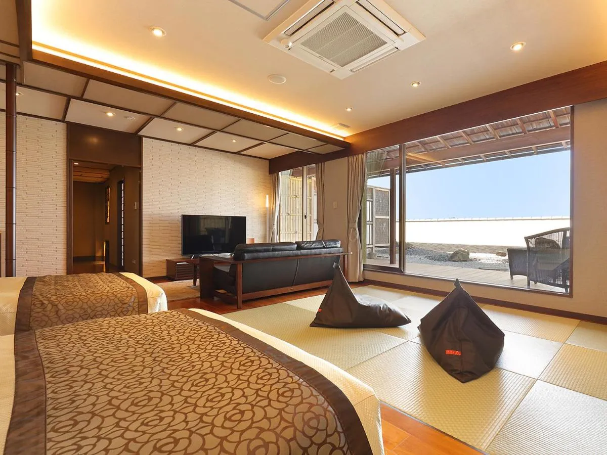 Penthouse Twin room with Open- Air Bath - Non-Smoking in Arima Onsen Taketoritei Maruyama