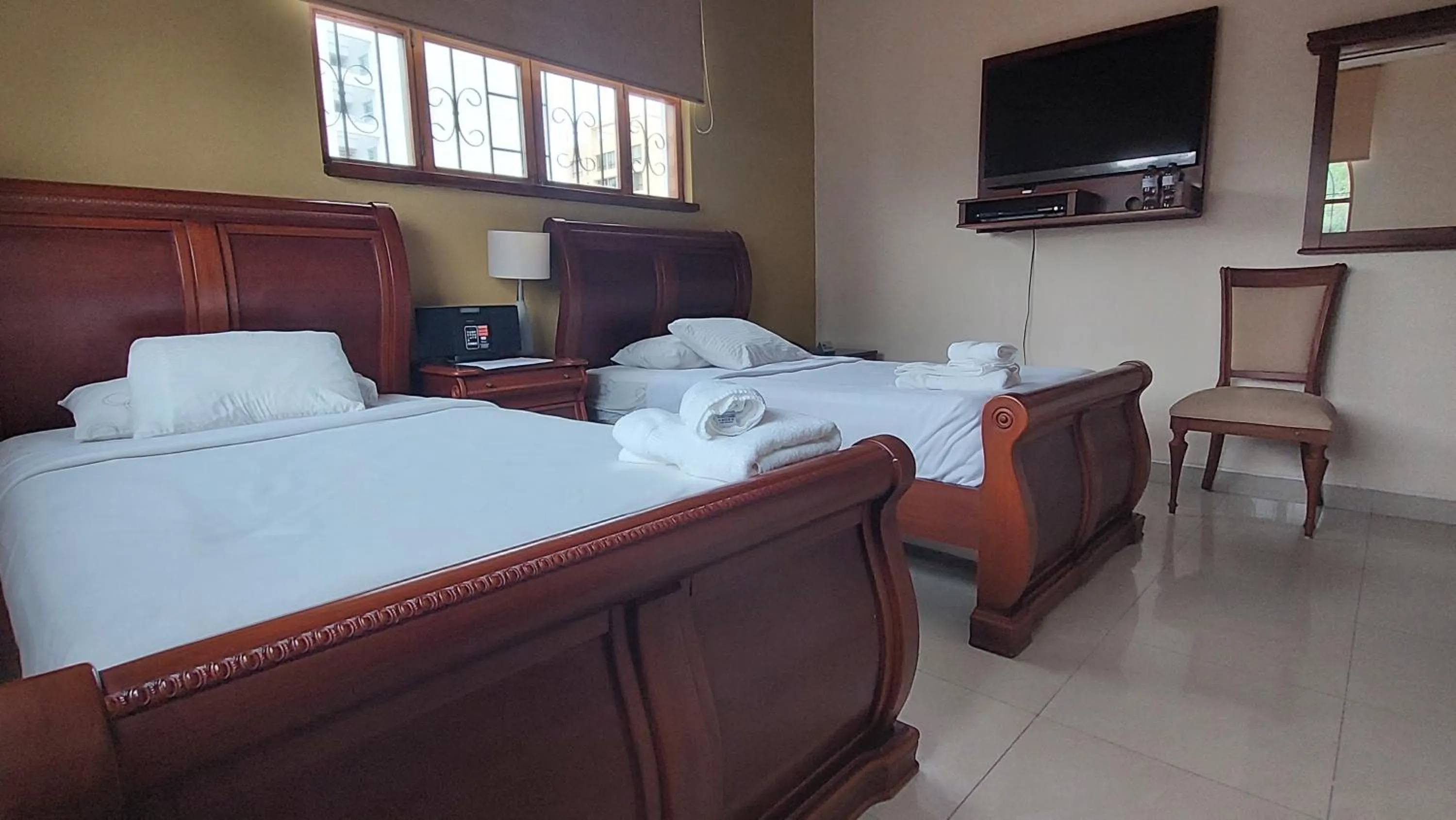 Deluxe Twin Room in Hotel Voyager Manta