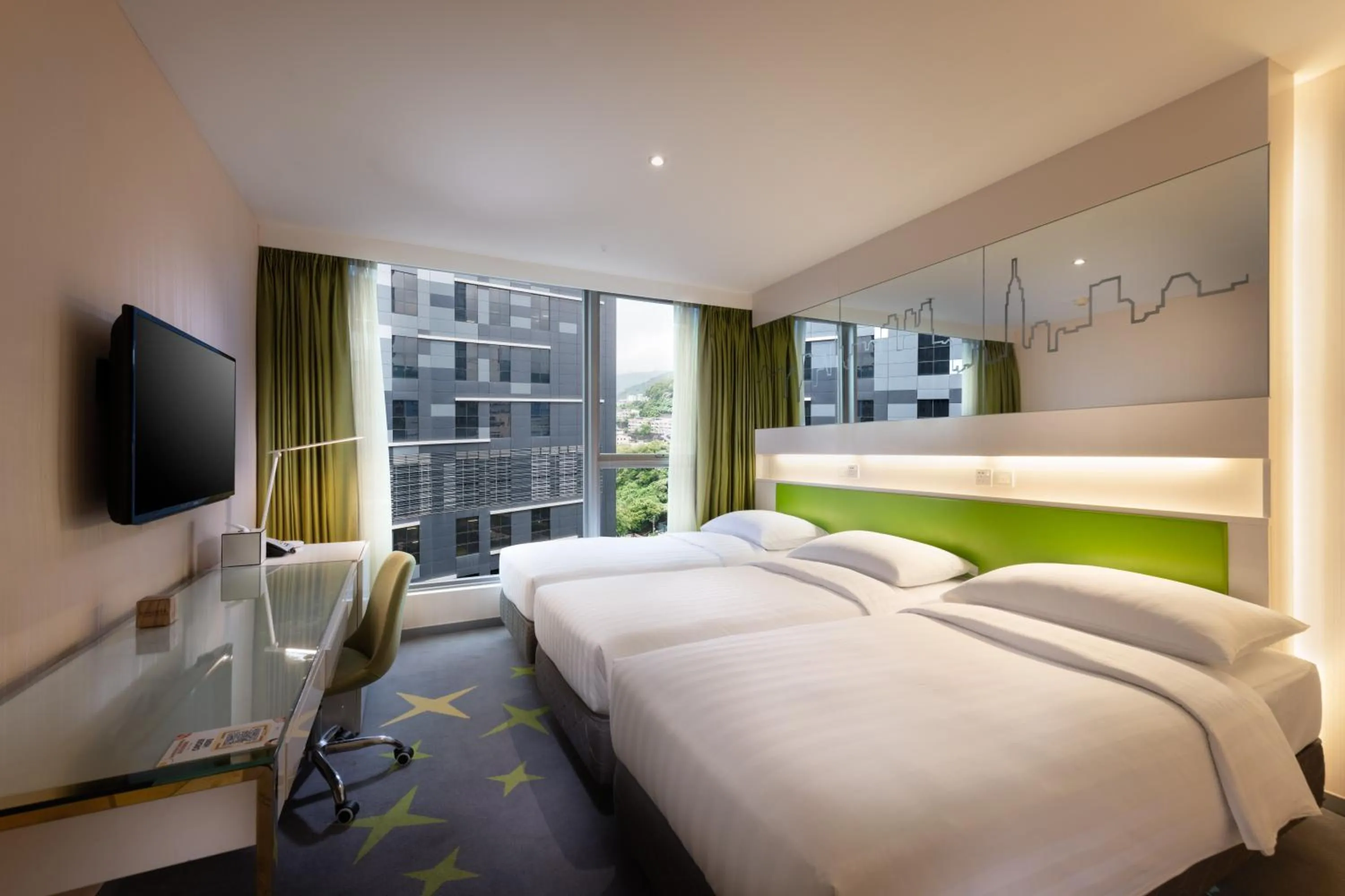 Deluxe Triple Room in Dorsett Tsuen Wan, Hong Kong