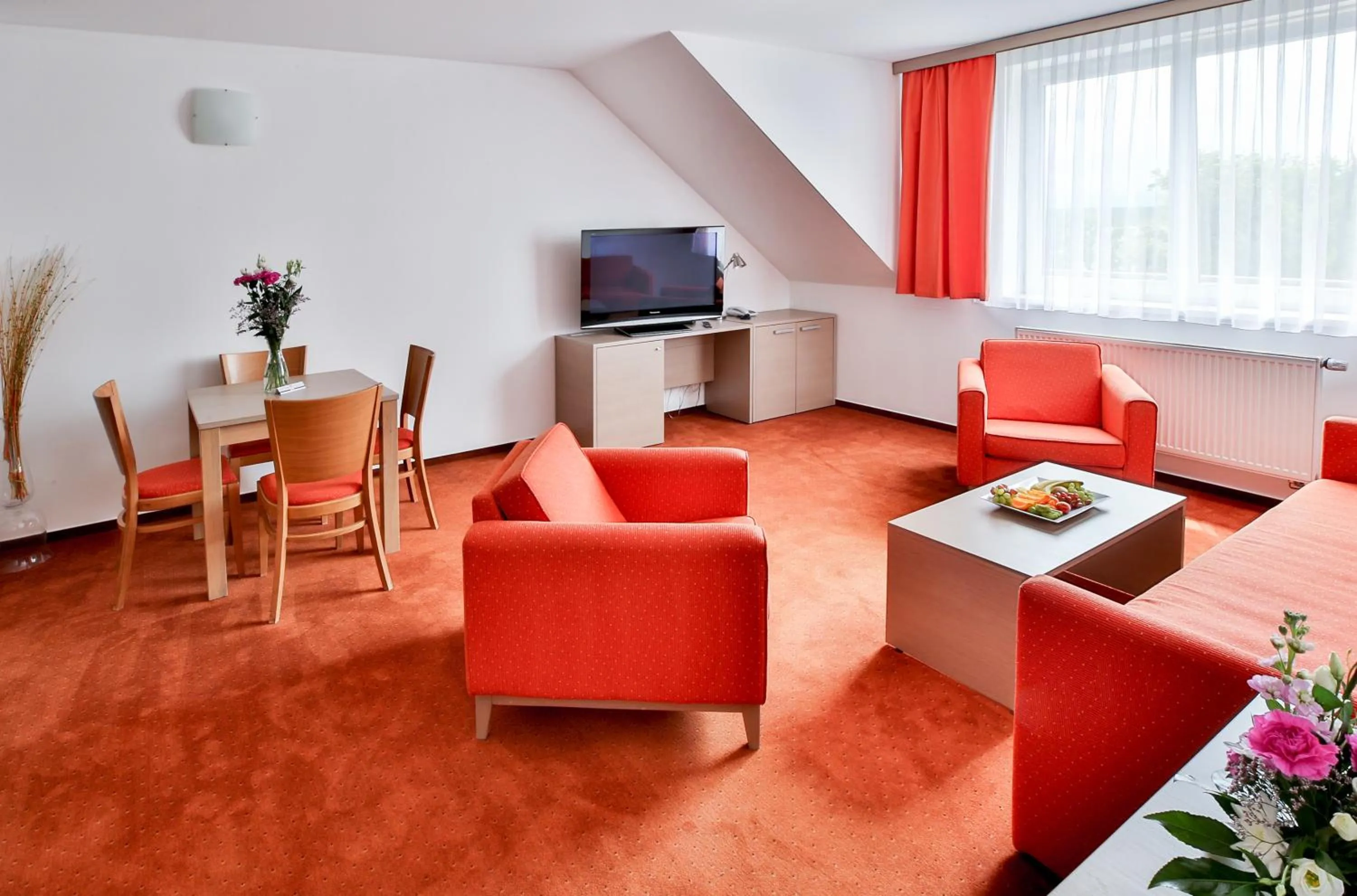 Apartment with Kitchenette in LH Parkhotel Hluboka Nad Vltavou Congress & Wellness