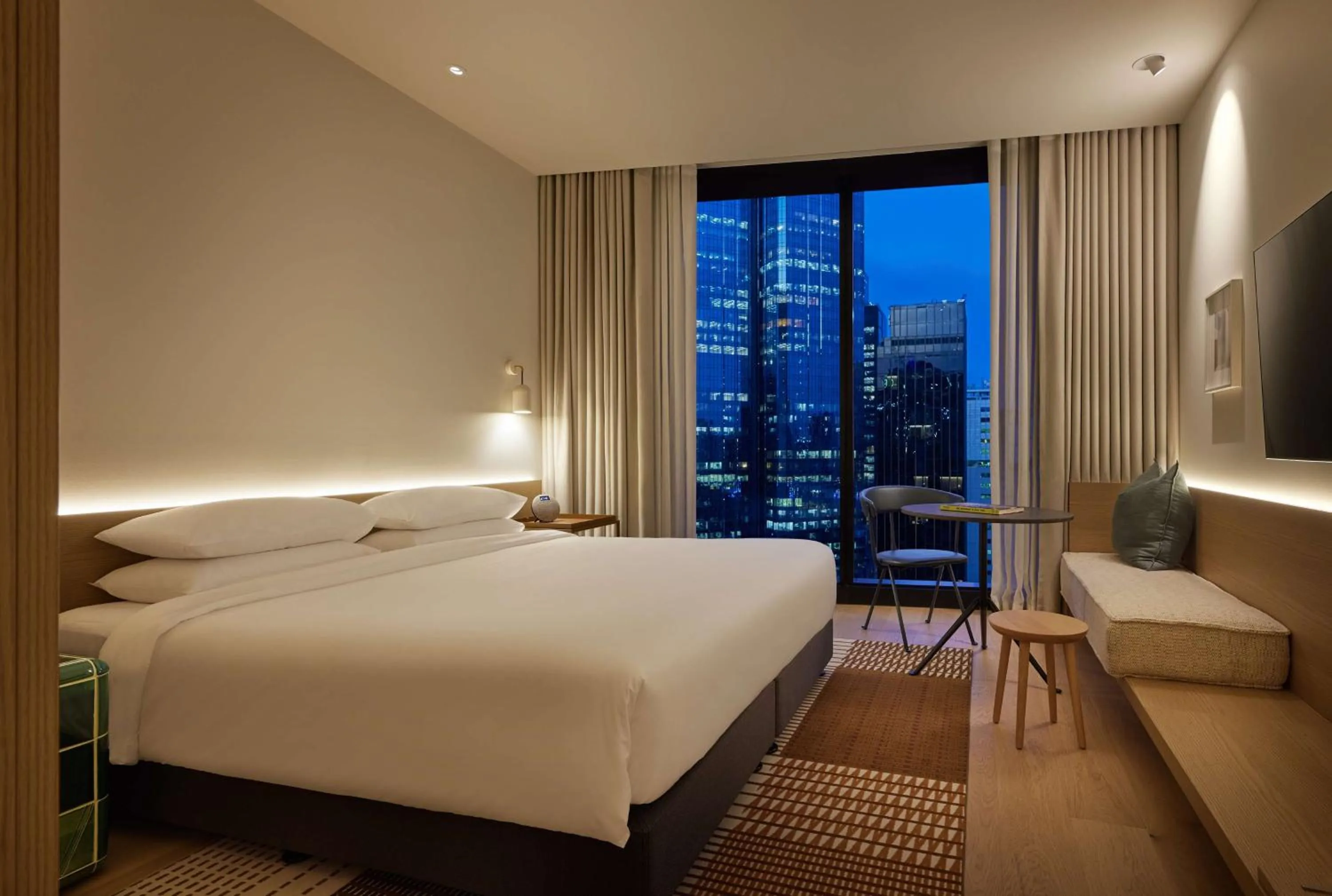 King Room with City View in Hyatt Centric Melbourne