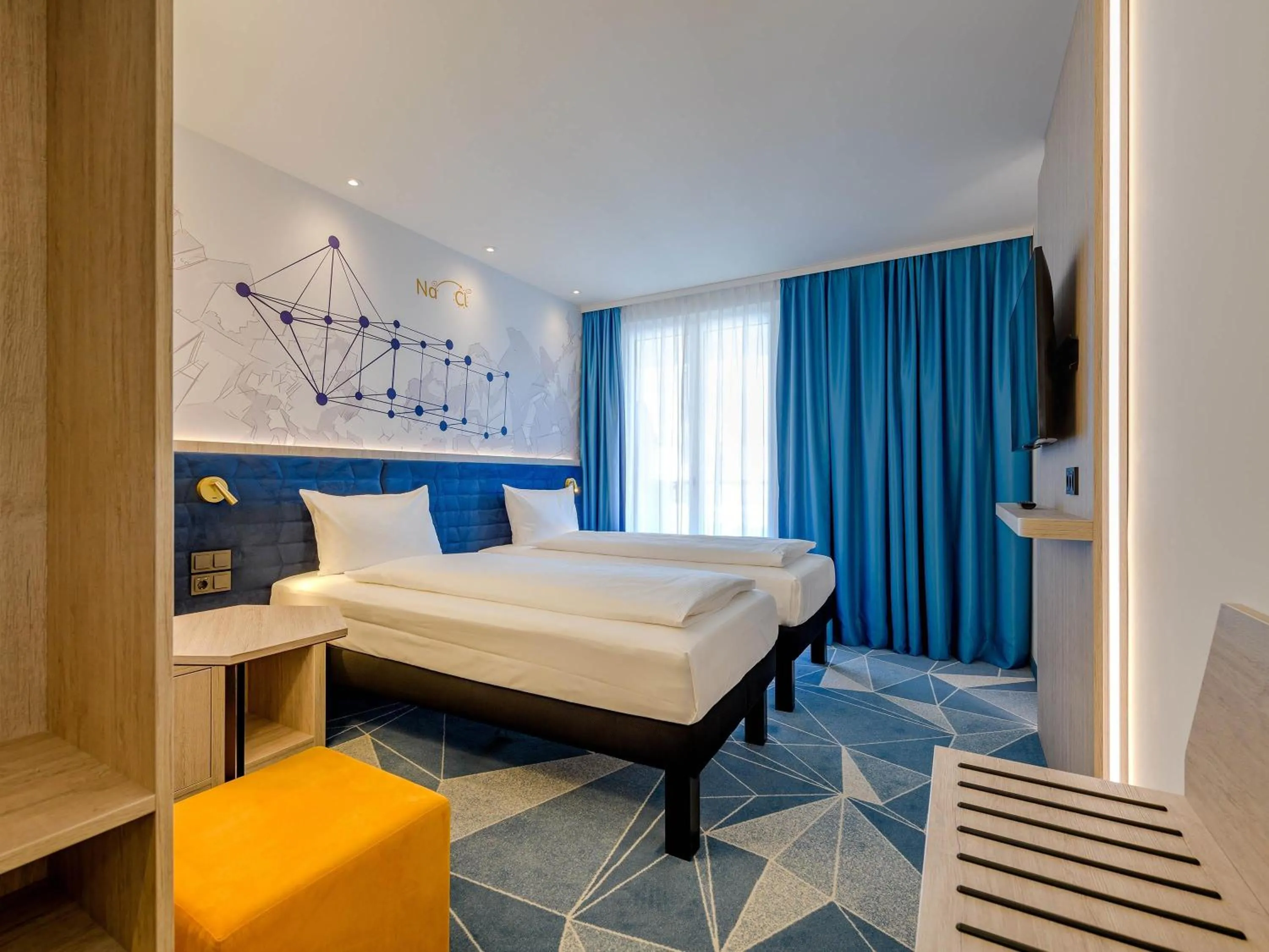 Comfort Twin Room with Balcony in ibis Styles Bad Reichenhall